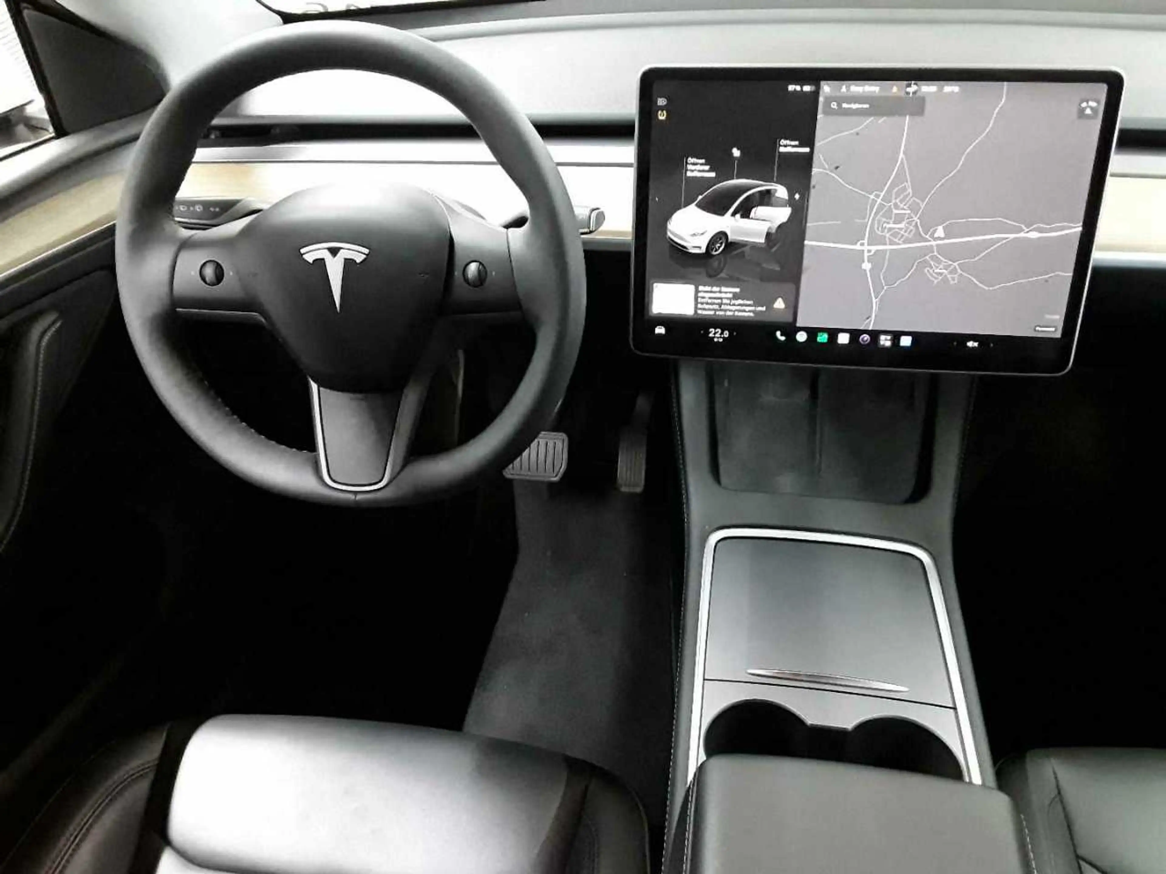 Tesla Model Y Model Y Long Range Dual Motor AWD — photo 10