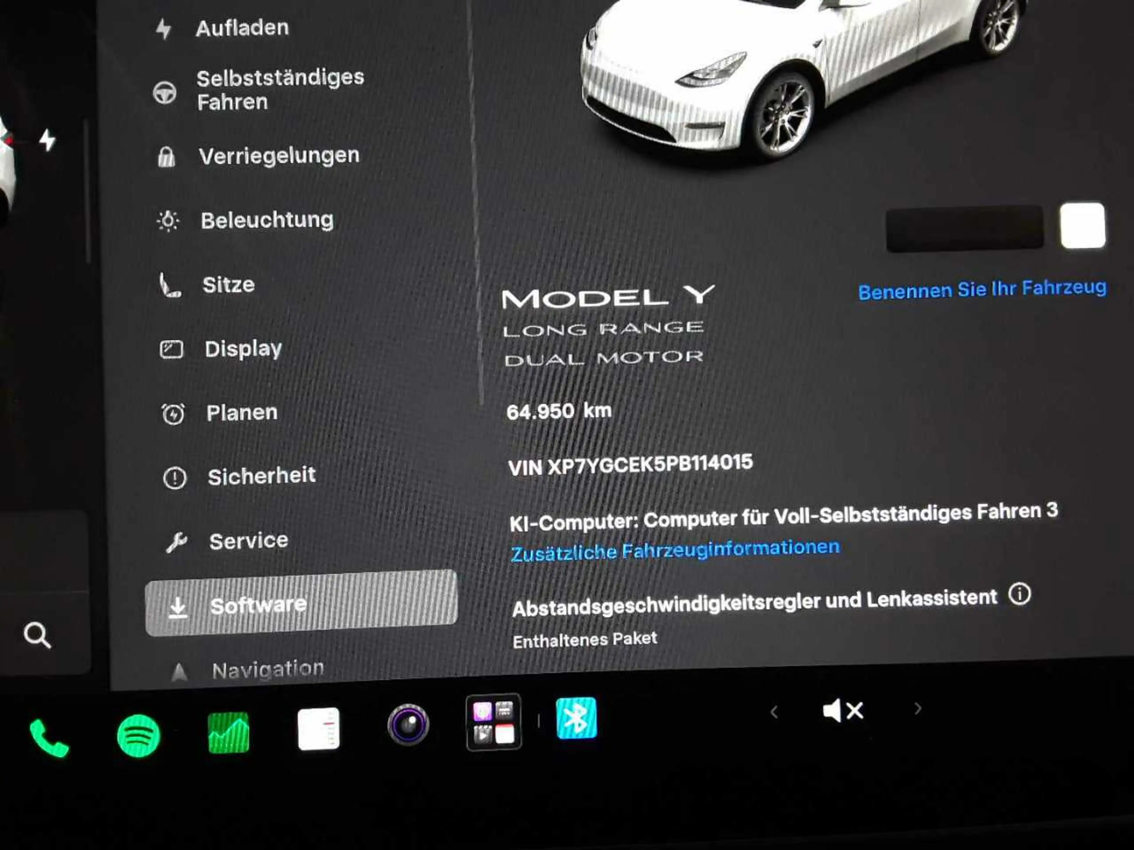 Tesla Model Y Model Y Long Range Dual Motor AWD — photo 11