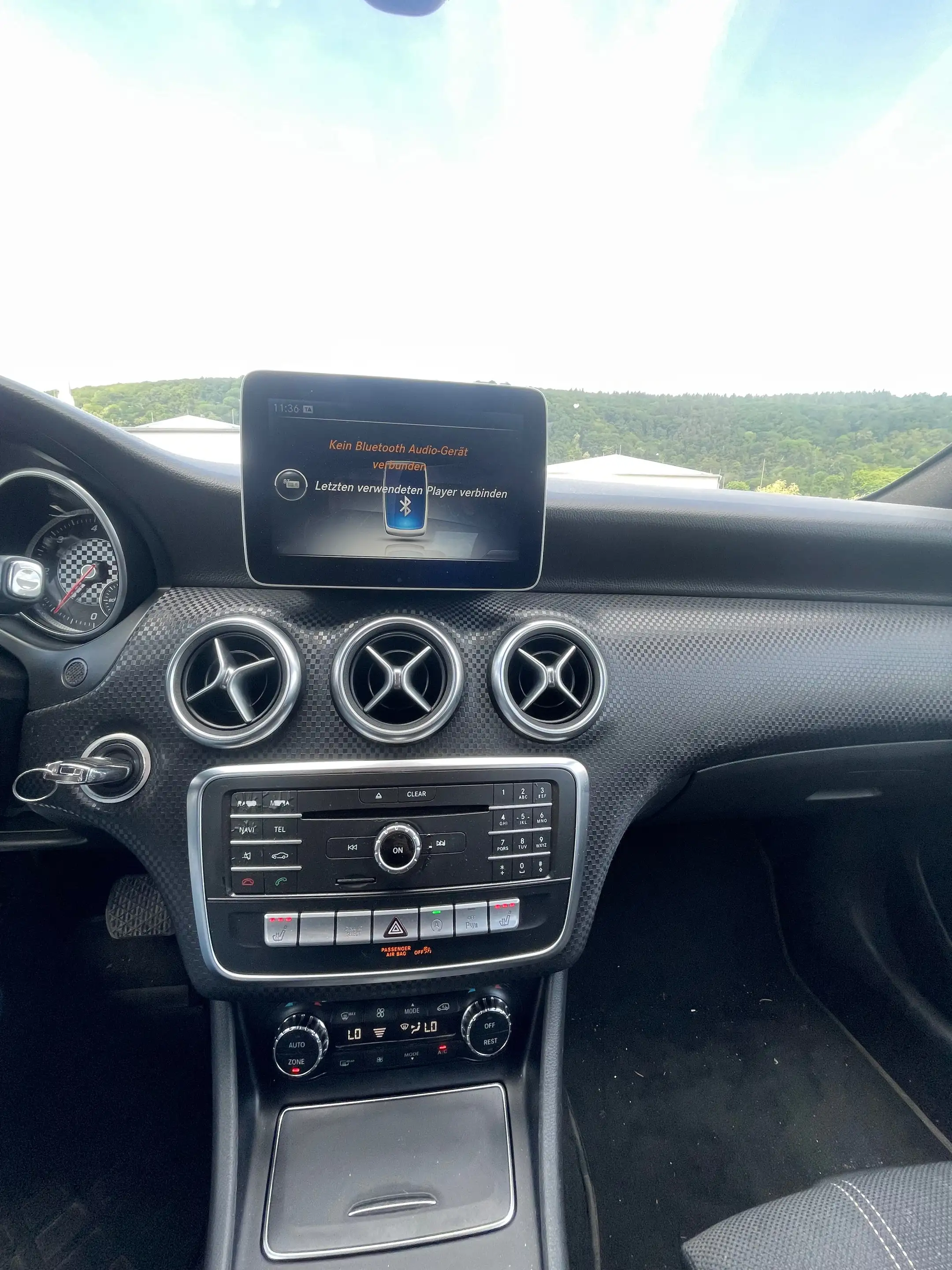 Mercedes-Benz A 180 A 180 d 7G-DCT Urban — photo 4