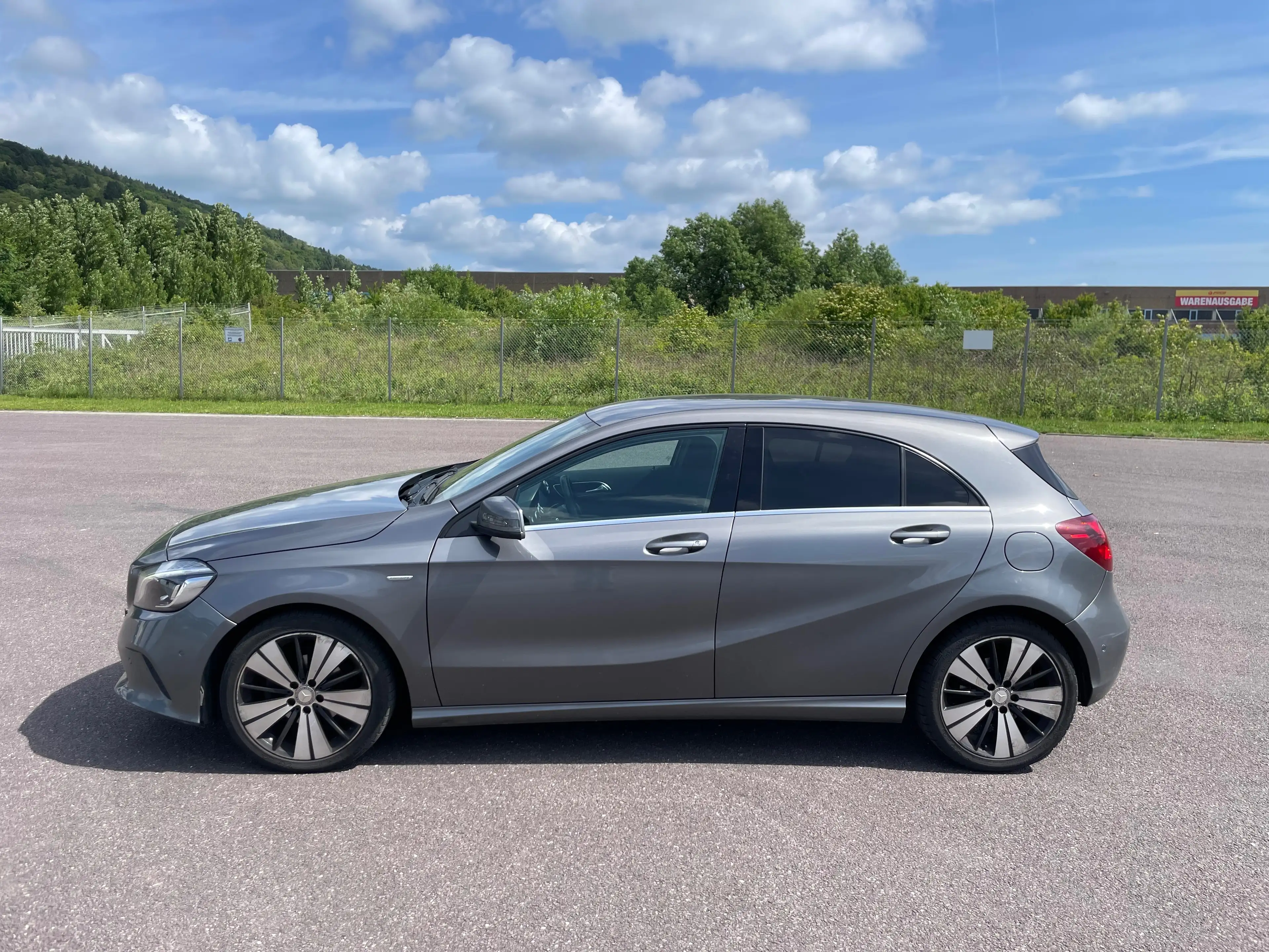Mercedes-Benz A 180 A 180 d 7G-DCT Urban — photo 7