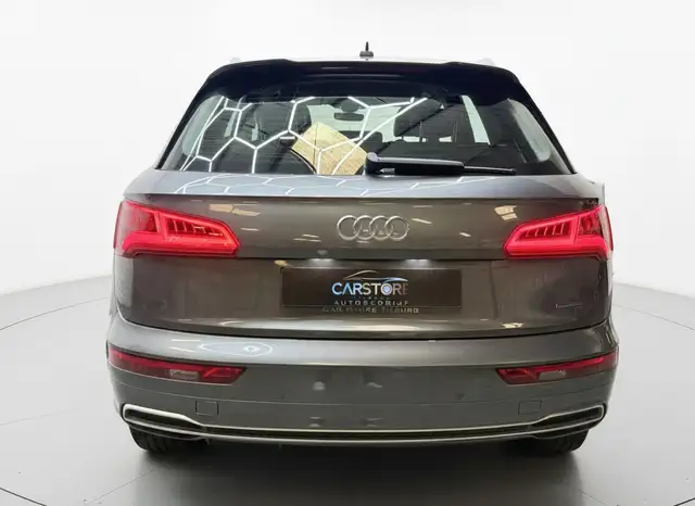 Audi Q5 view 7