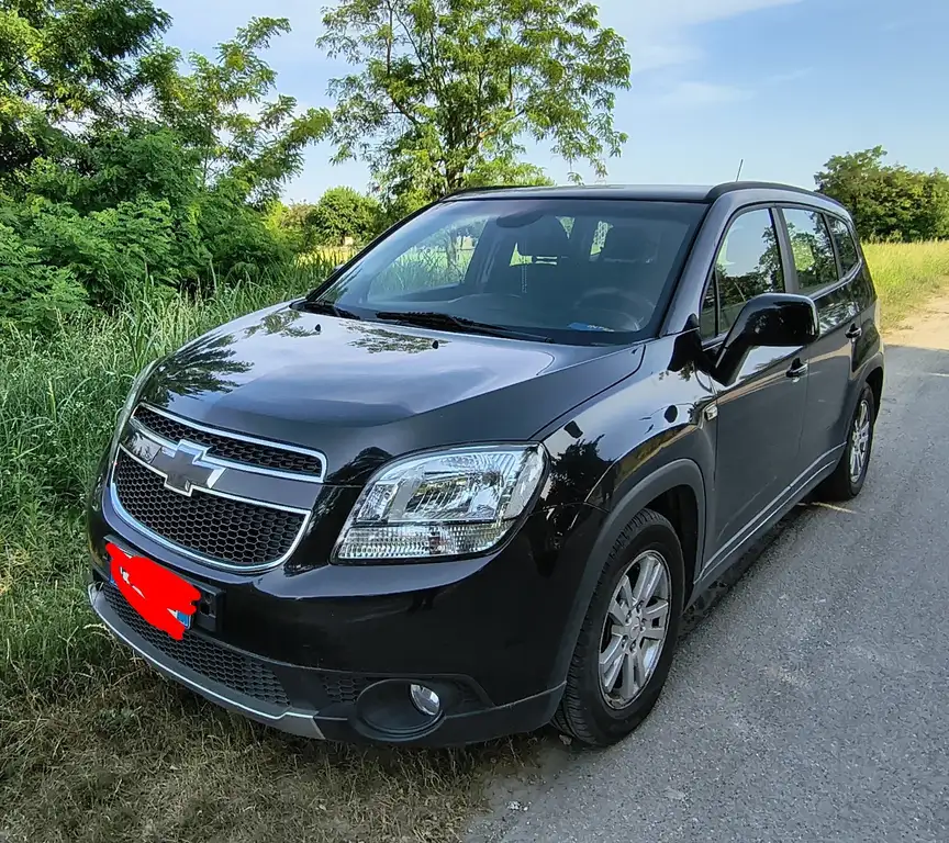 Chevrolet Orlando 2011 из Европы — купить под ключ