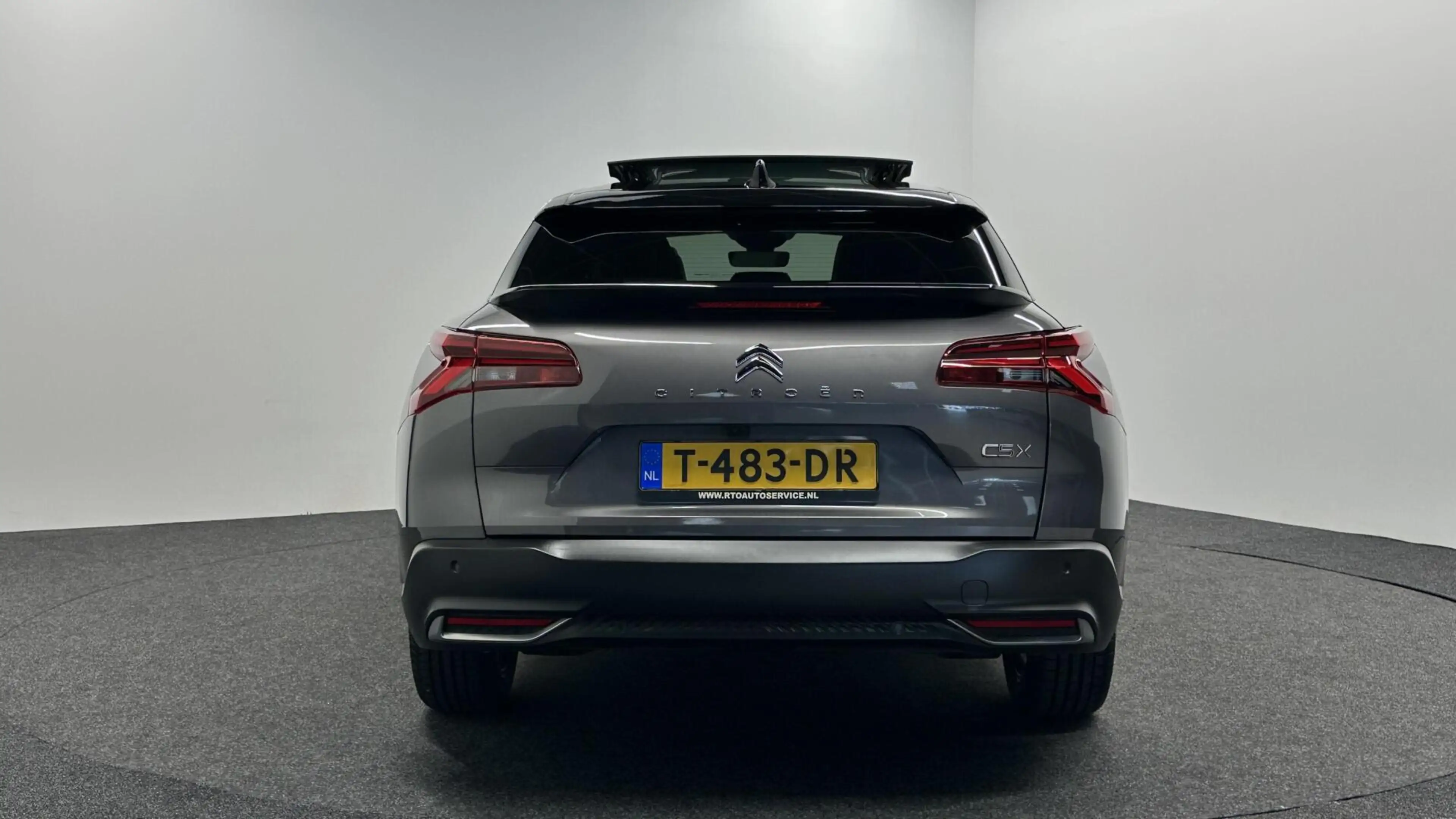 Citroen C5 X 1.6 Plug-in Hybrid 225 Shine CAMERA PANO CARPLAY A — photo 13
