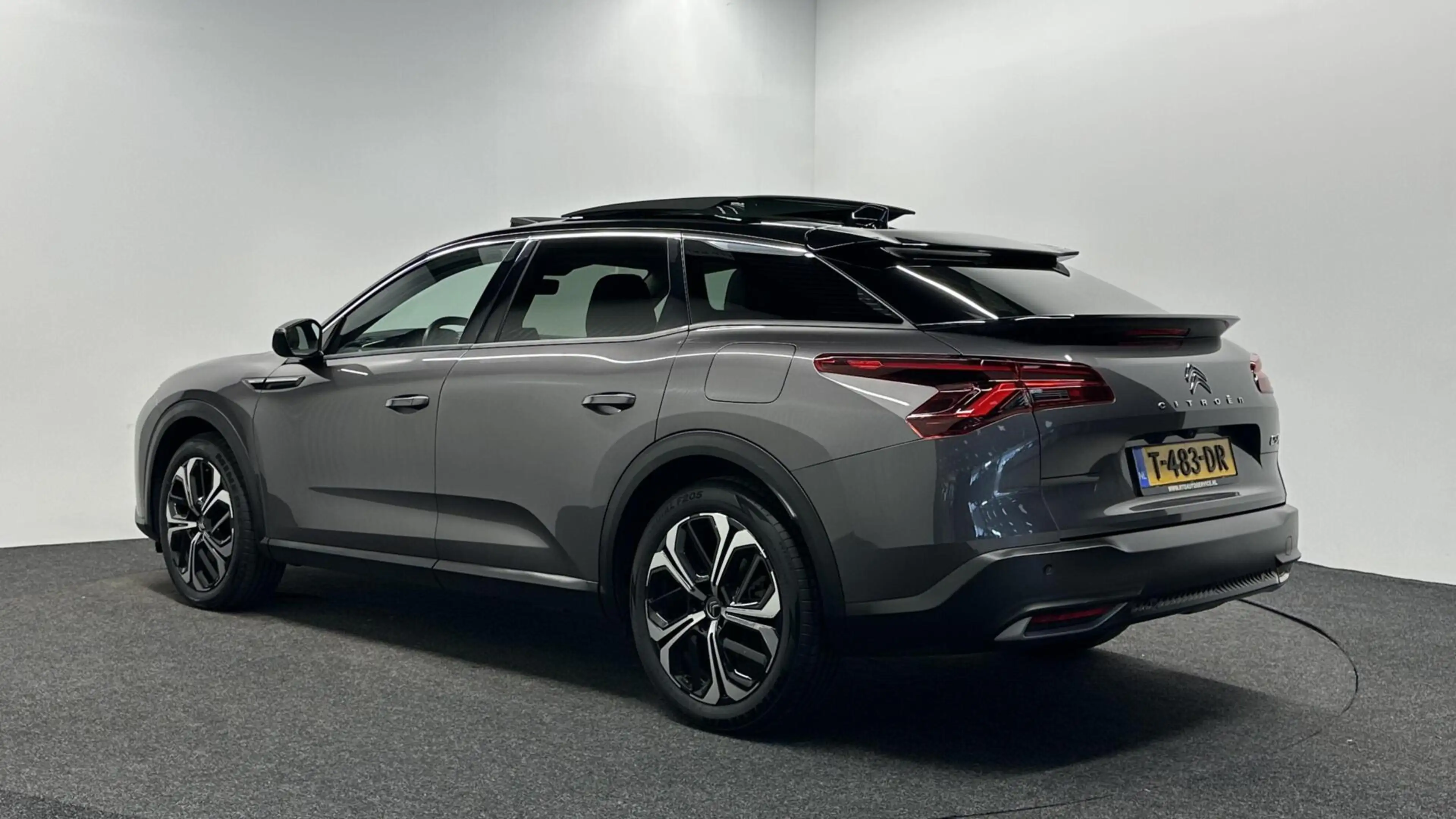 Citroen C5 X 1.6 Plug-in Hybrid 225 Shine CAMERA PANO CARPLAY A — photo 11
