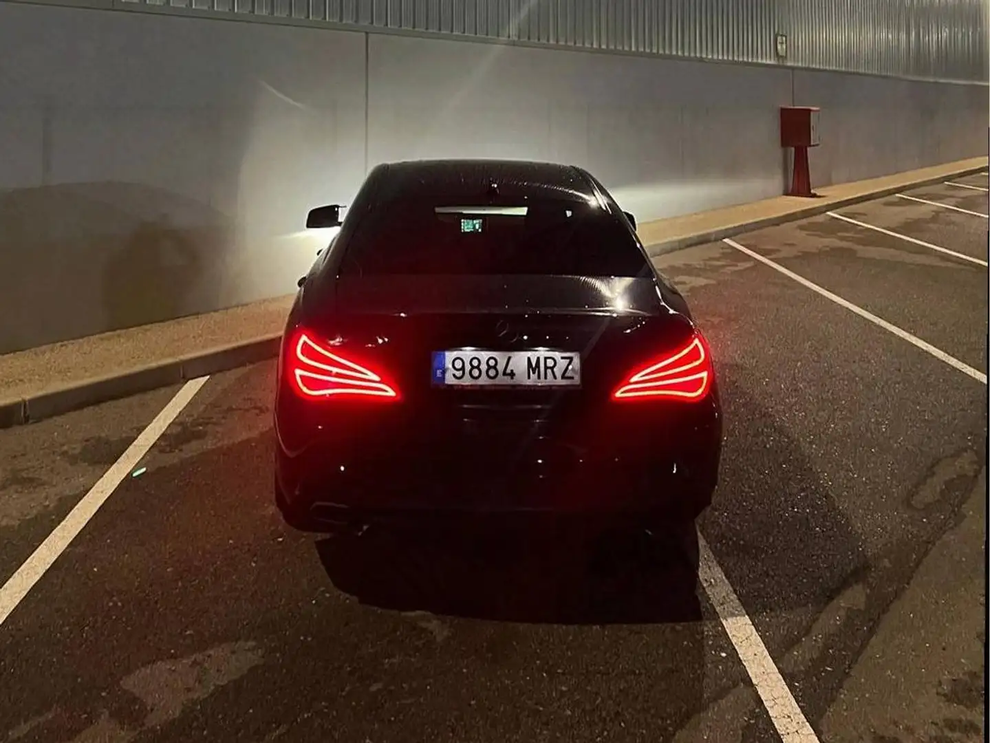 Mercedes-Benz CLA 200 CLA 200 7G-DCT 2014 Negro - 2