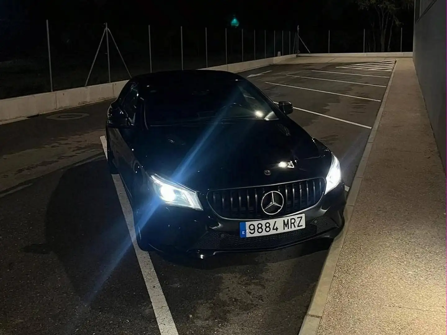 Mercedes-Benz CLA 200 CLA 200 7G-DCT 2014 Negro - 1