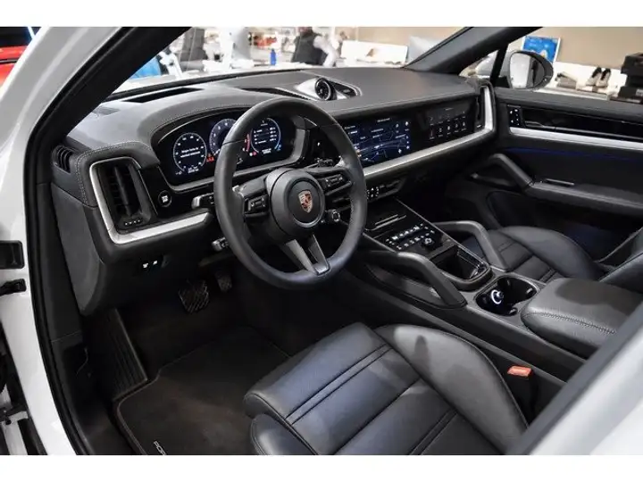 Porsche Cayenne 2026, foto 3