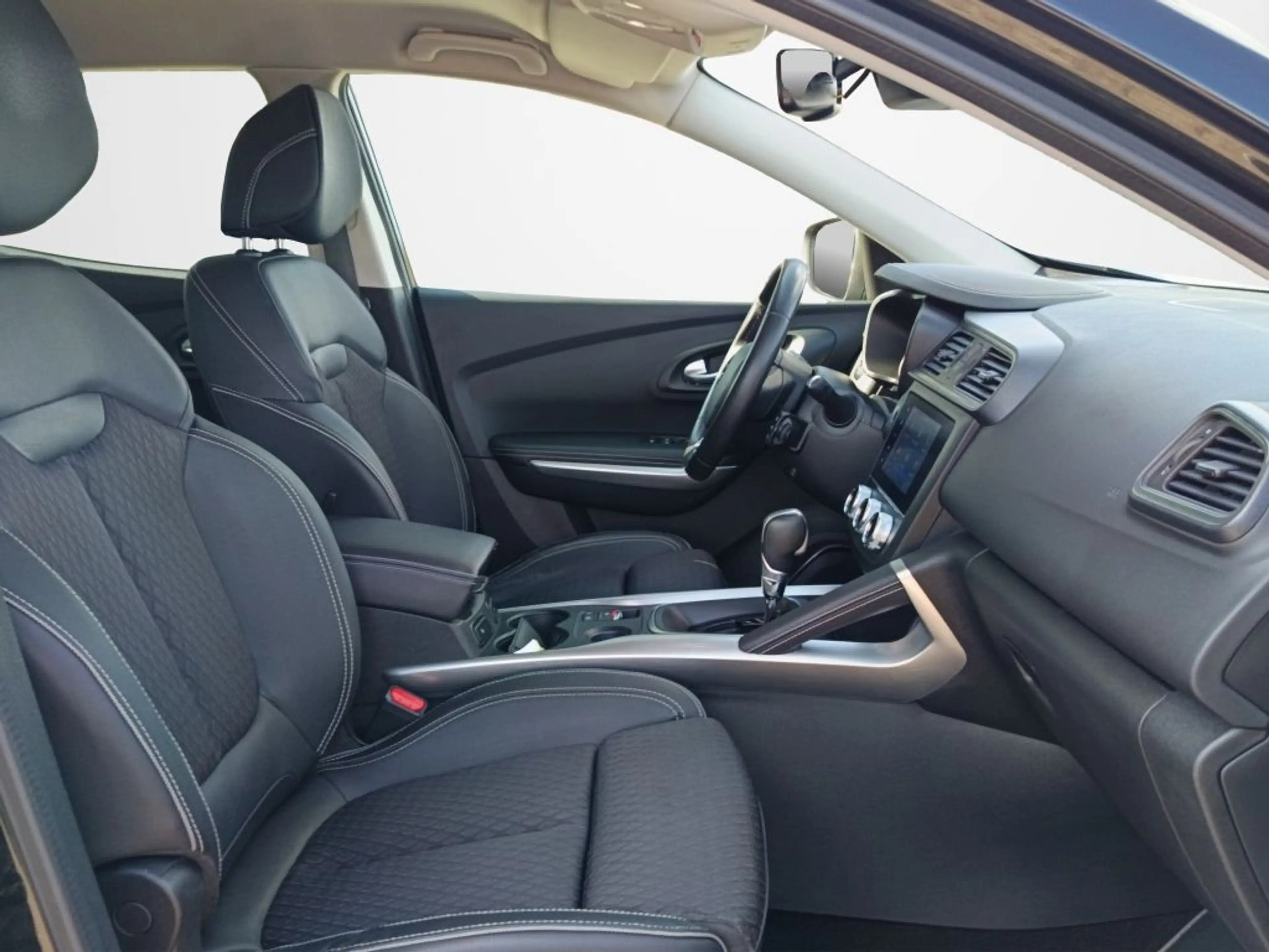 Renault Kadjar TCe160 EDC GPF BOSE EDITION — photo 12