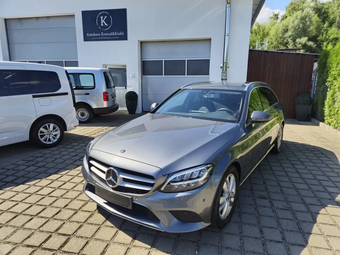 Mercedes-Benz C 200 C -Klasse T-Modell LED/APP-Connect/Kamera/ Gris - 1
