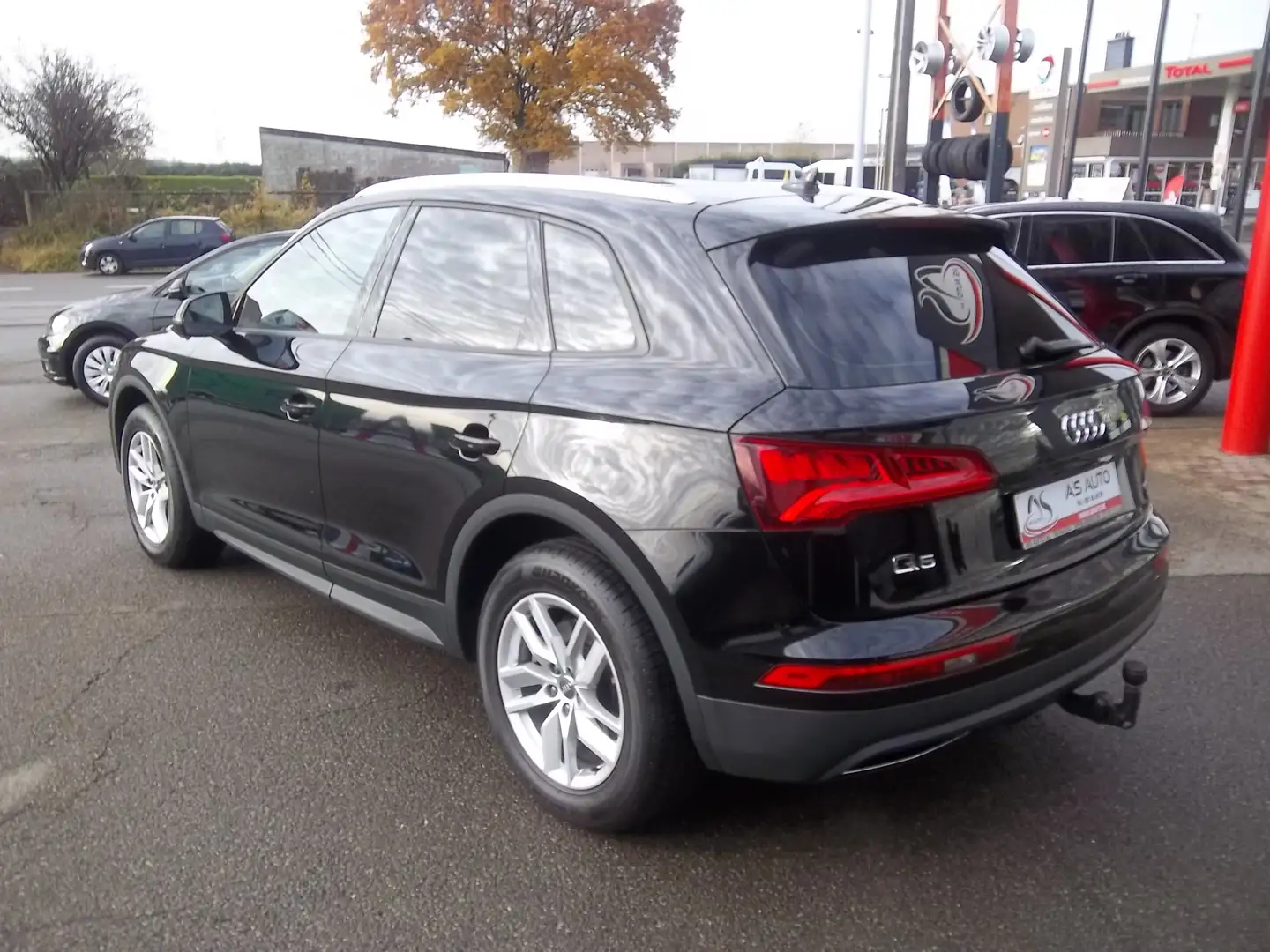 Audi Q5 5p 2.0 TDi 190cv Quattro S tronic    29744€+TVA Noir - 2
