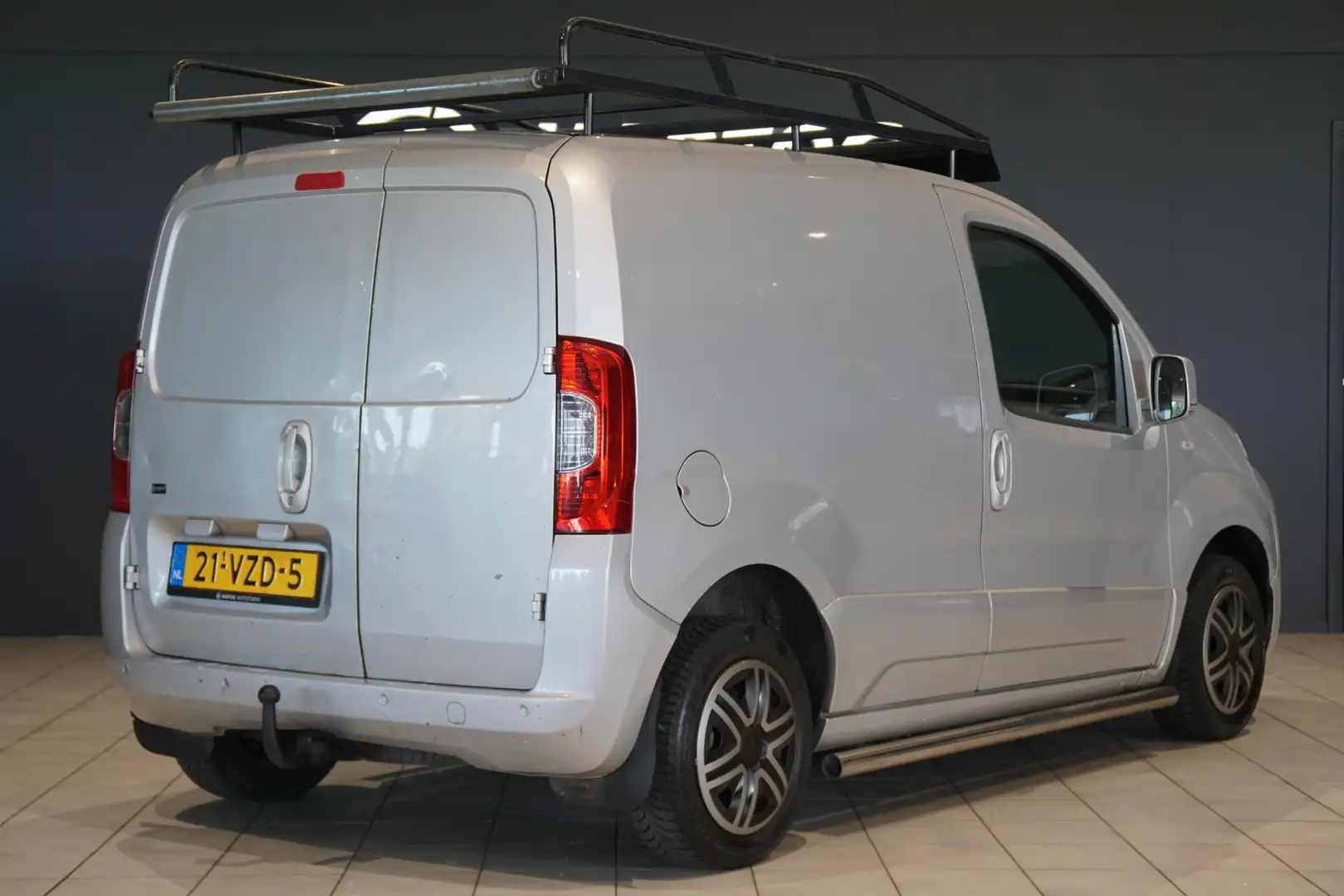 Peugeot Bipper 1.4 HDi 2-Tronic AUT. + IMPERIAAL / AIRCO / TREKHA Grijs - 2