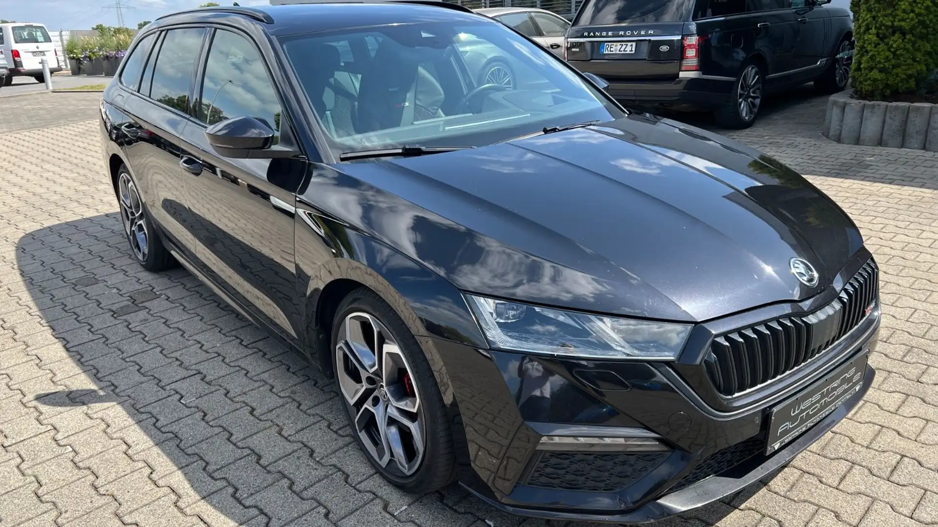 Skoda Octavia 2.0TDI Combi RS Plus*1.Hand* Schwarz - 2