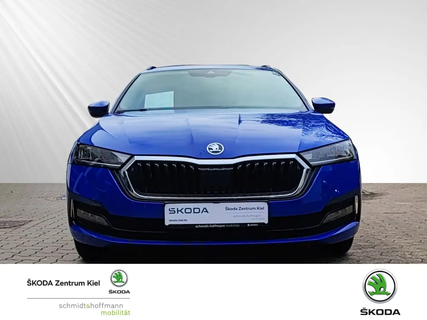Skoda Octavia Combi 2.0 TDI DPF Ambition (EURO 6d) Klima Navi Blau - 2