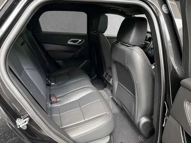 Land Rover Range Rover Velar view 5