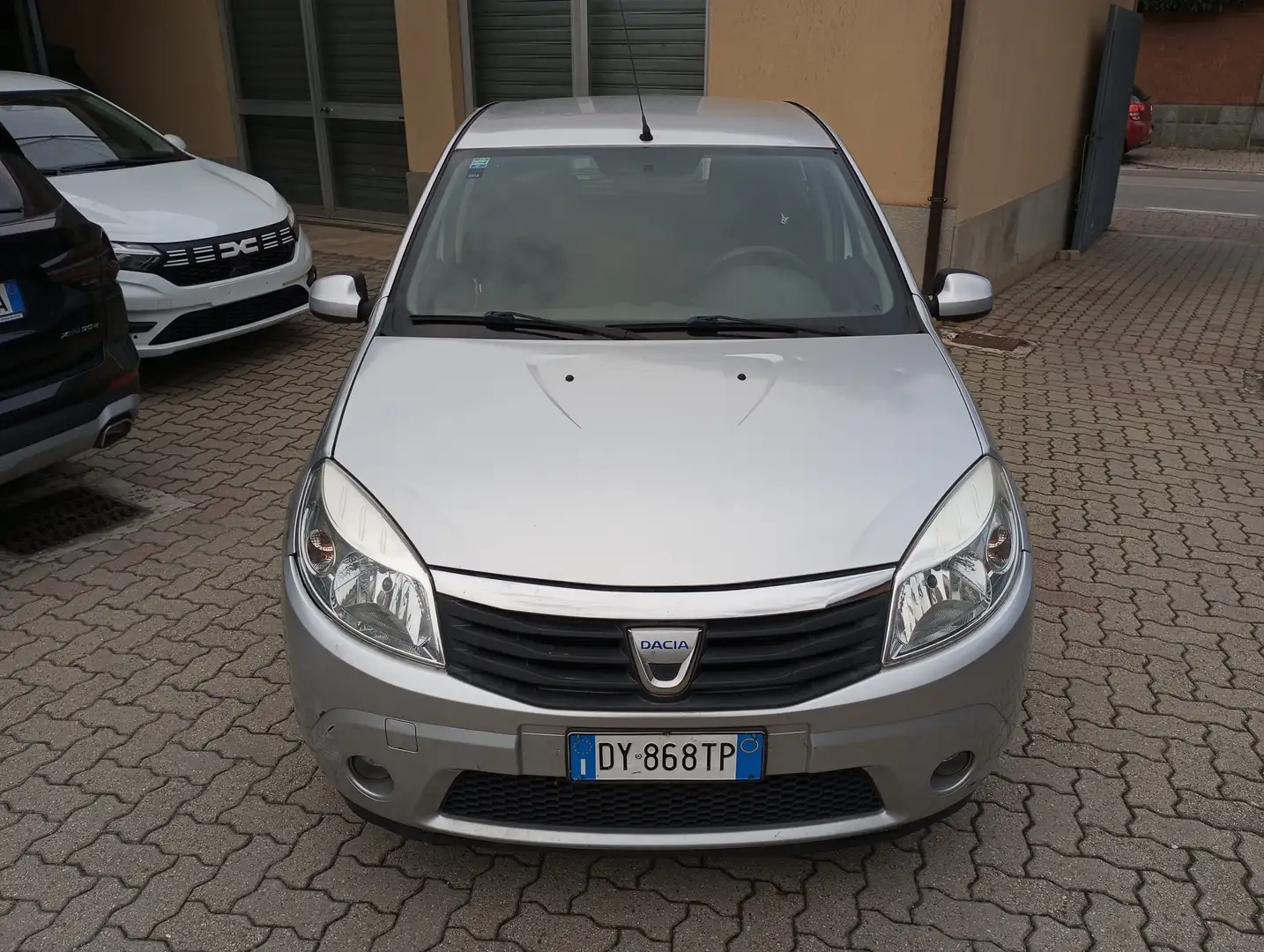 Dacia Sandero Sandero 1.4 8v Ambiance GPL Zilver - 2