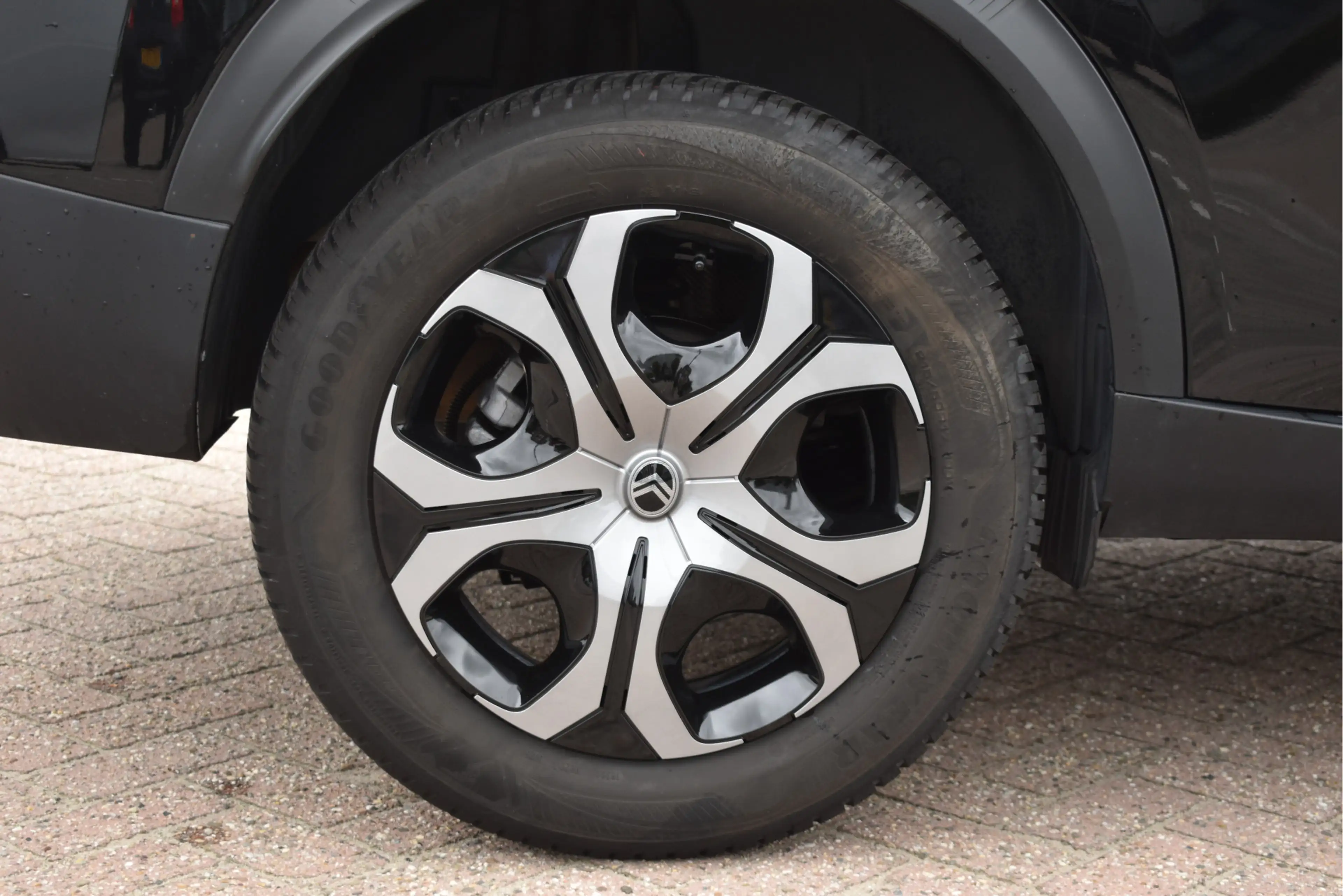 Citroen C3 Aircross 1.2 Hybrid 145pk Plus | Carplay/Android | DAB | Cr — photo 29