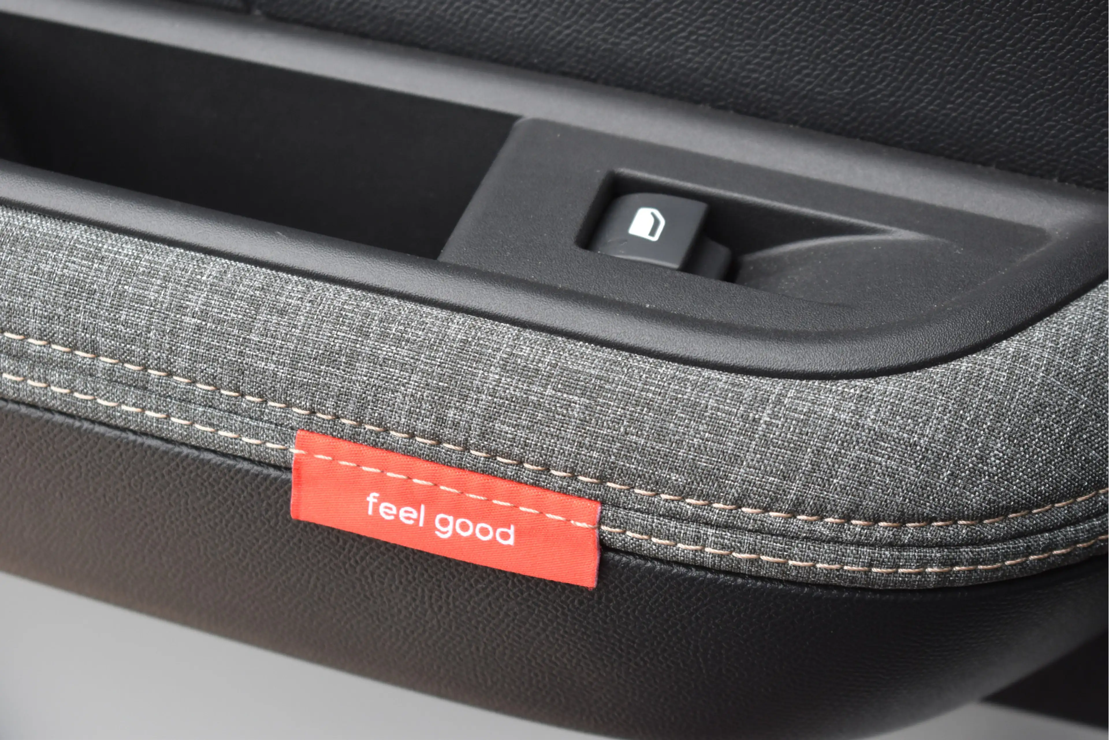 Citroen C3 Aircross 1.2 Hybrid 145pk Plus | Carplay/Android | DAB | Cr — photo 36