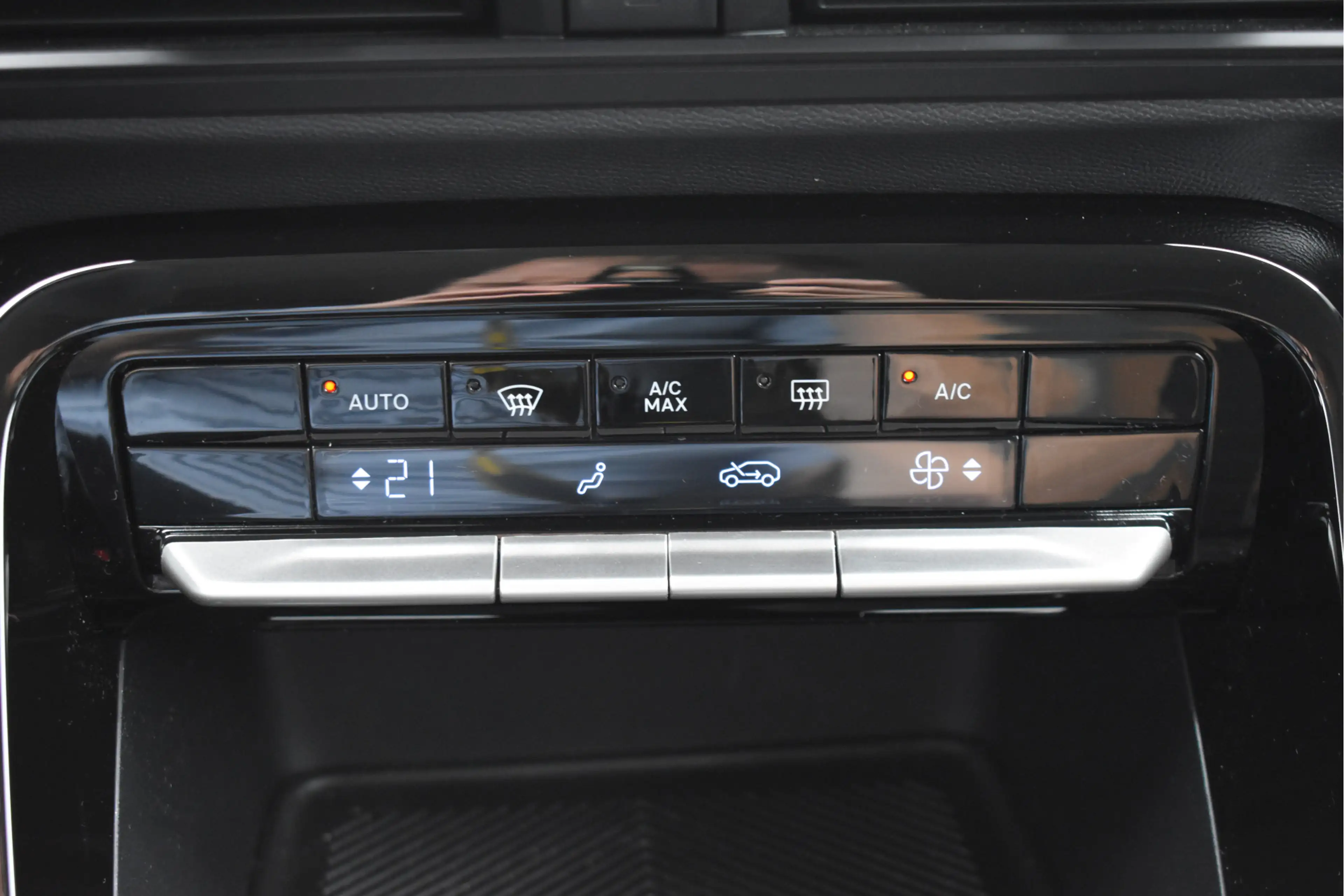 Citroen C3 Aircross 1.2 Hybrid 145pk Plus | Carplay/Android | DAB | Cr — photo 23