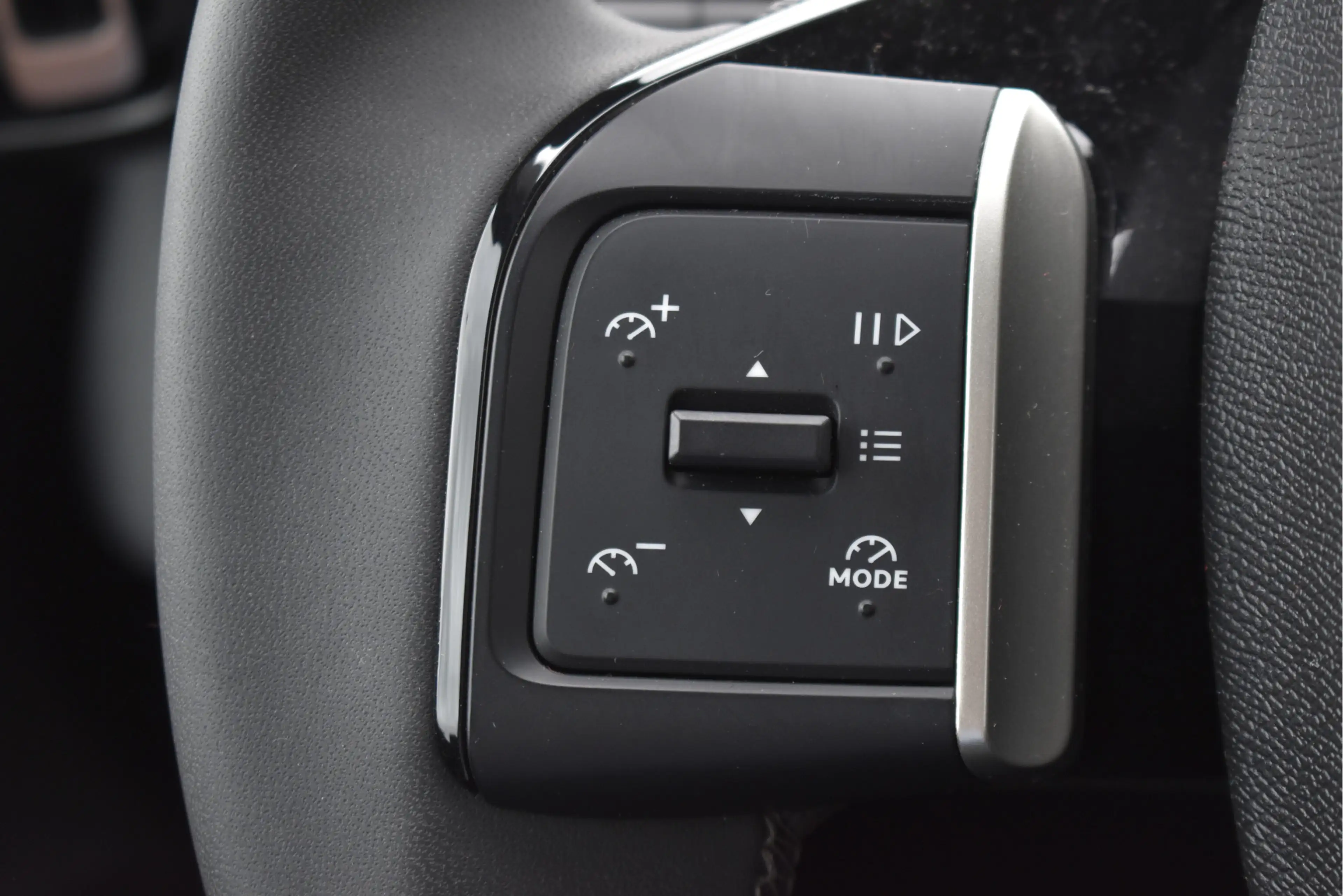 Citroen C3 Aircross 1.2 Hybrid 145pk Plus | Carplay/Android | DAB | Cr — photo 18