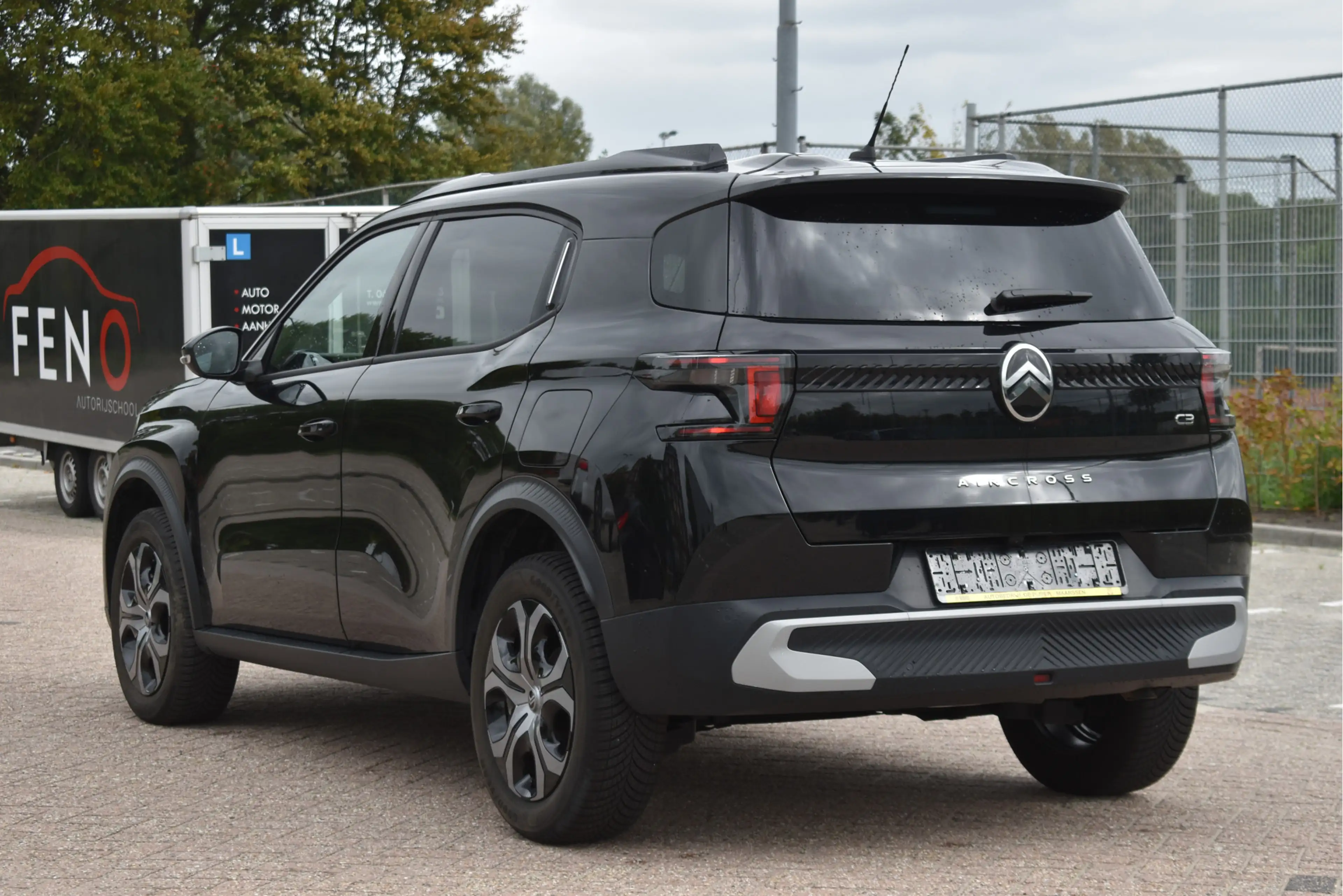 Citroen C3 Aircross 1.2 Hybrid 145pk Plus | Carplay/Android | DAB | Cr — photo 3