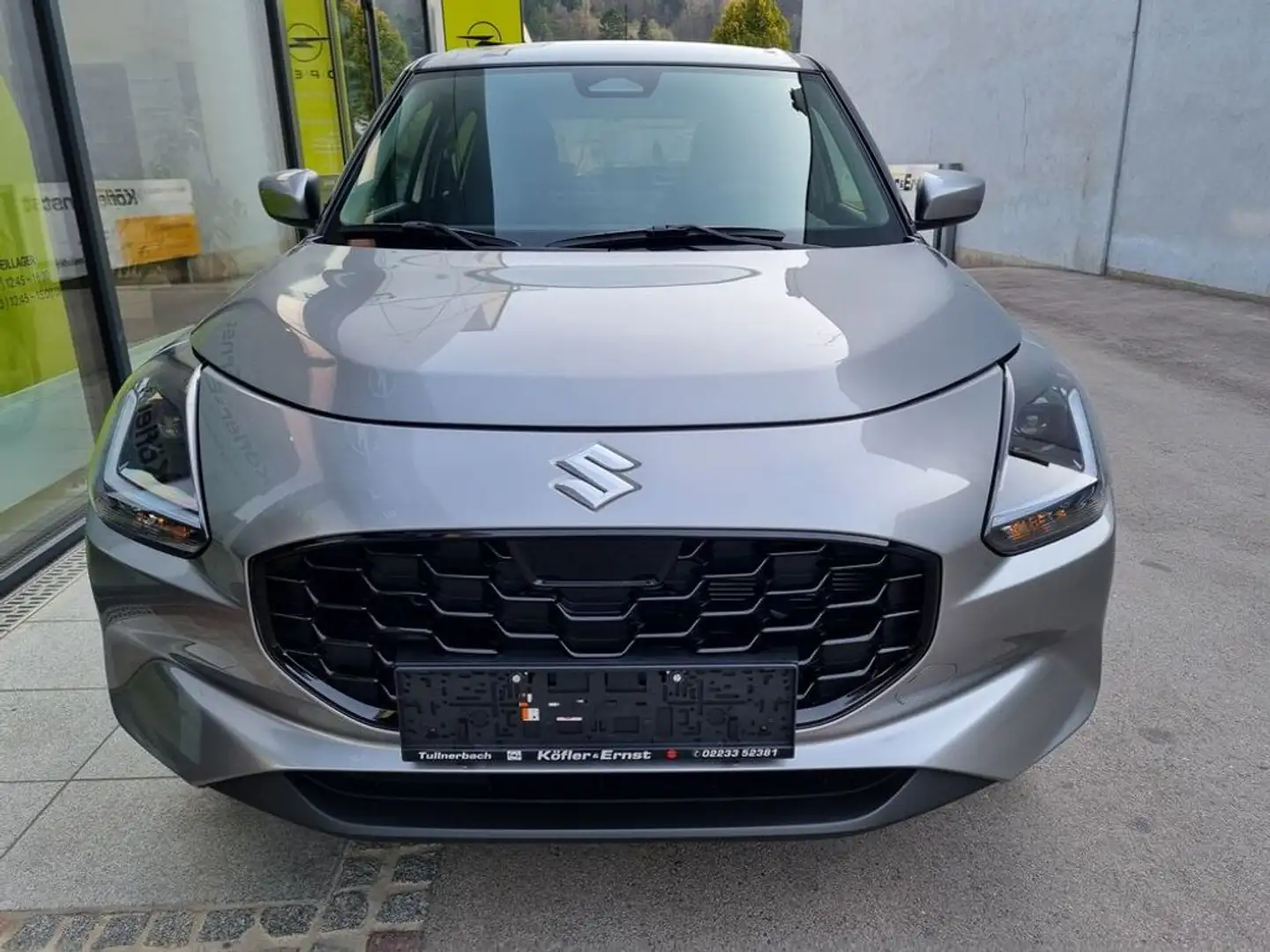 Suzuki Swift 1,2 Hybrid Shine Silber - 2