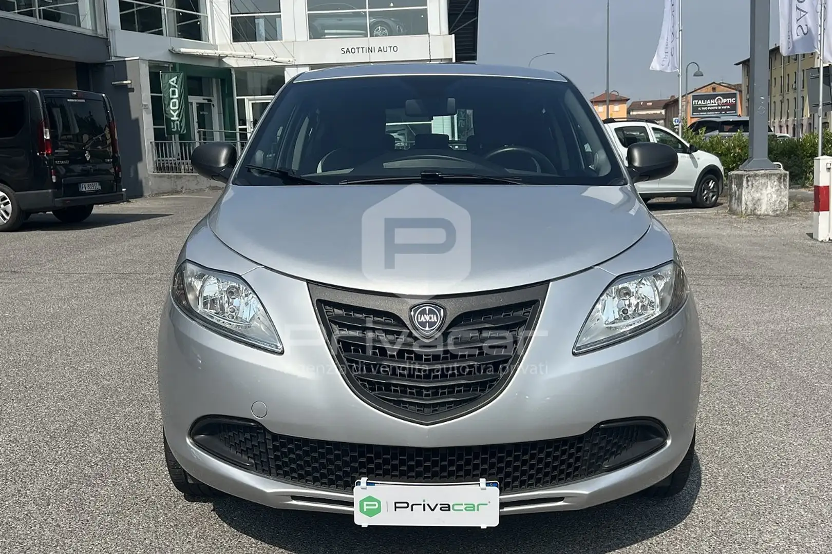 Lancia Ypsilon Ypsilon 1.2 69 CV 5 porte GPL Ecochic Elefantino Argent - 2