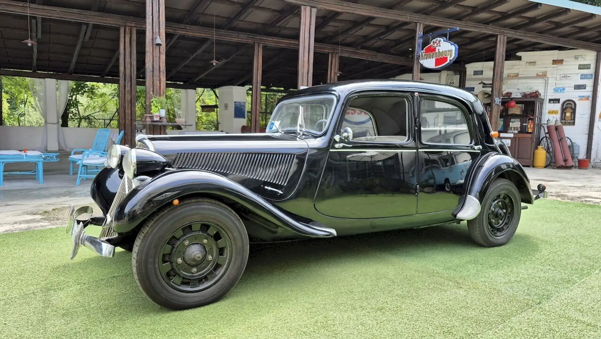 Citroen Traction Avant 11 BL Nero - 1