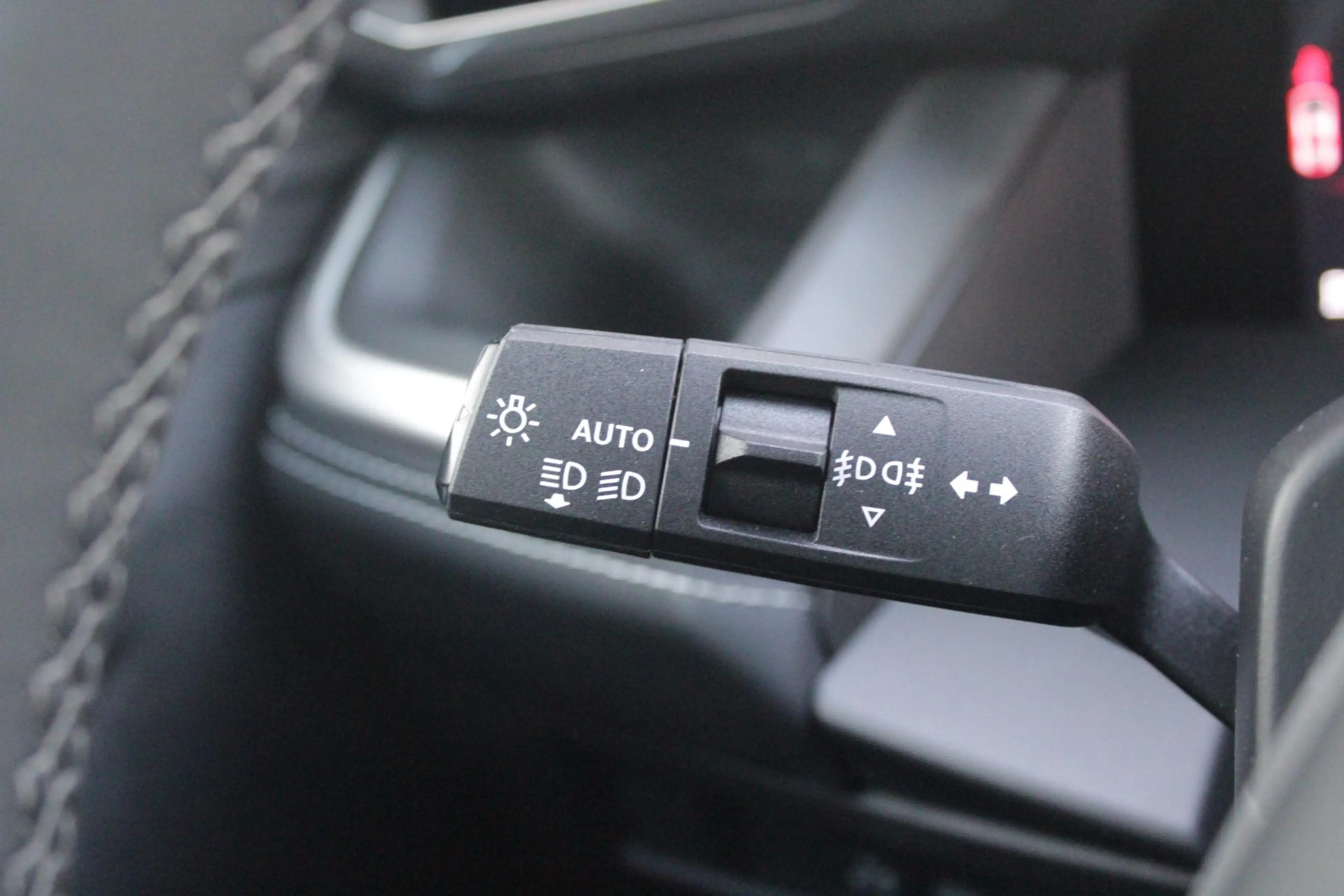 Jeep Compass 1.2 145PK e-Hybrid FIRST EDITION | PANORAMADAK: TW — photo 46
