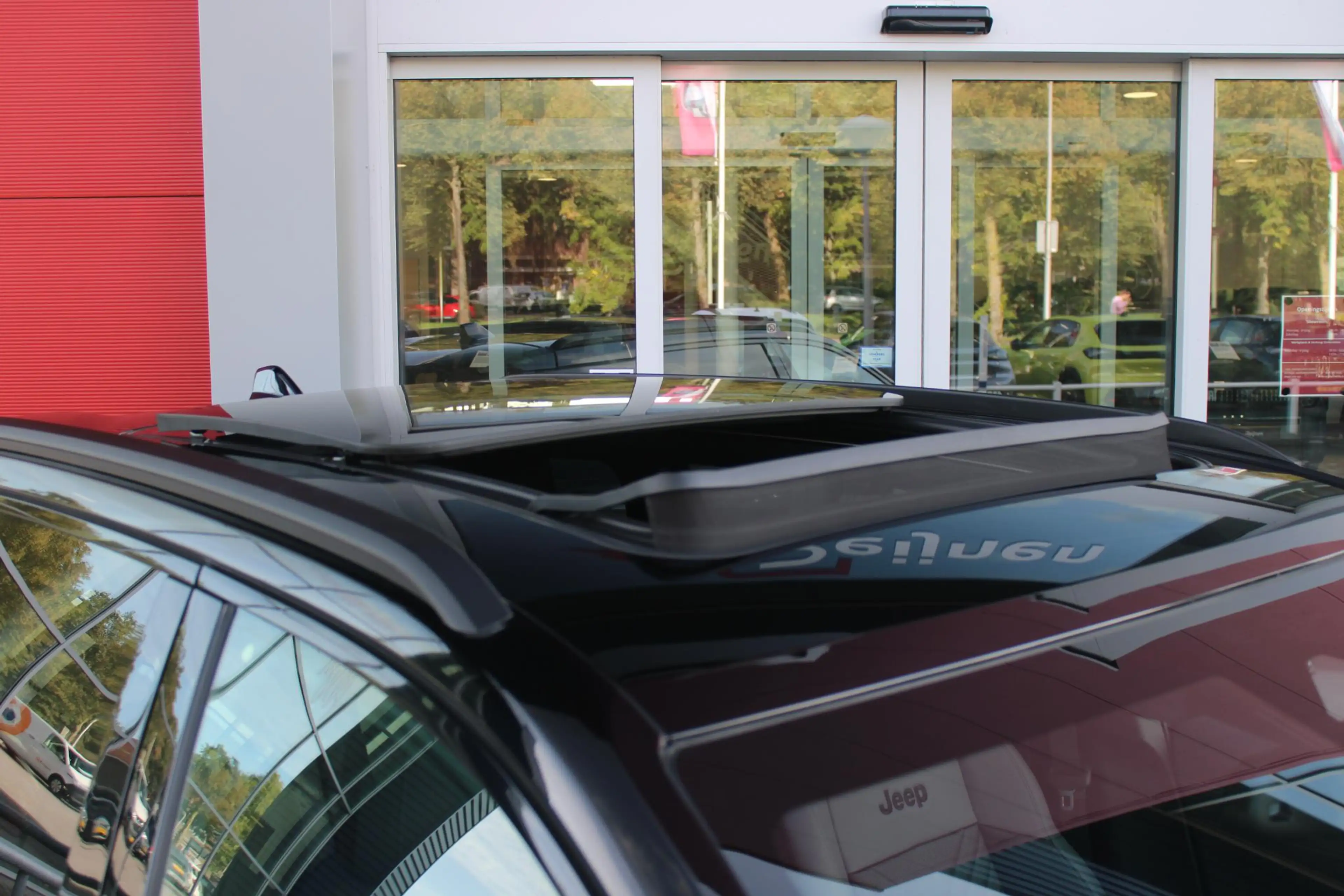Jeep Compass 1.2 145PK e-Hybrid FIRST EDITION | PANORAMADAK: TW — photo 27