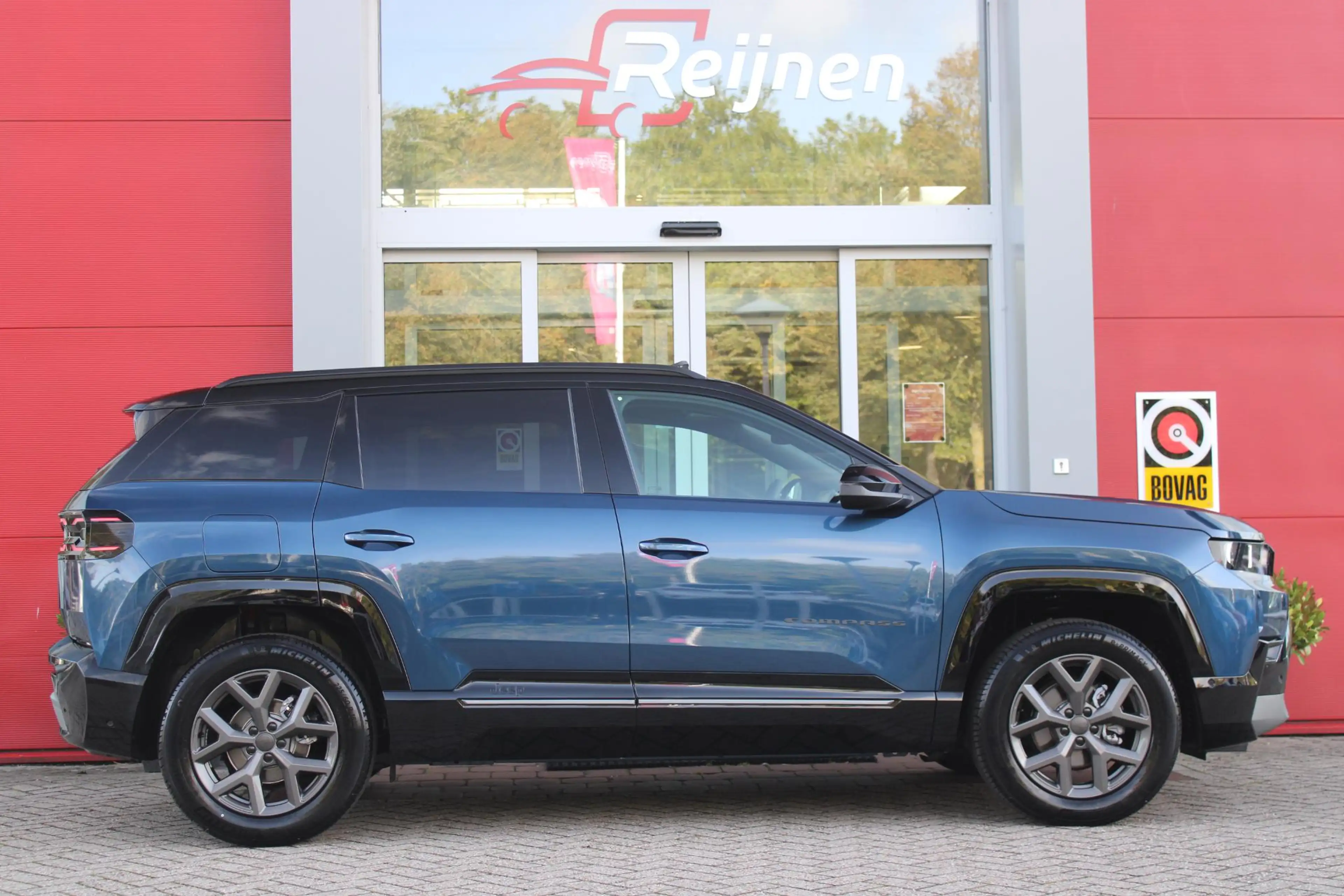 Jeep Compass 1.2 145PK e-Hybrid FIRST EDITION | PANORAMADAK: TW — photo 13
