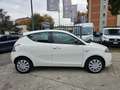 Lancia Ypsilon 1.3 MJT 16V 95 CV 5 porte S&S Bianco - thumbnail 2