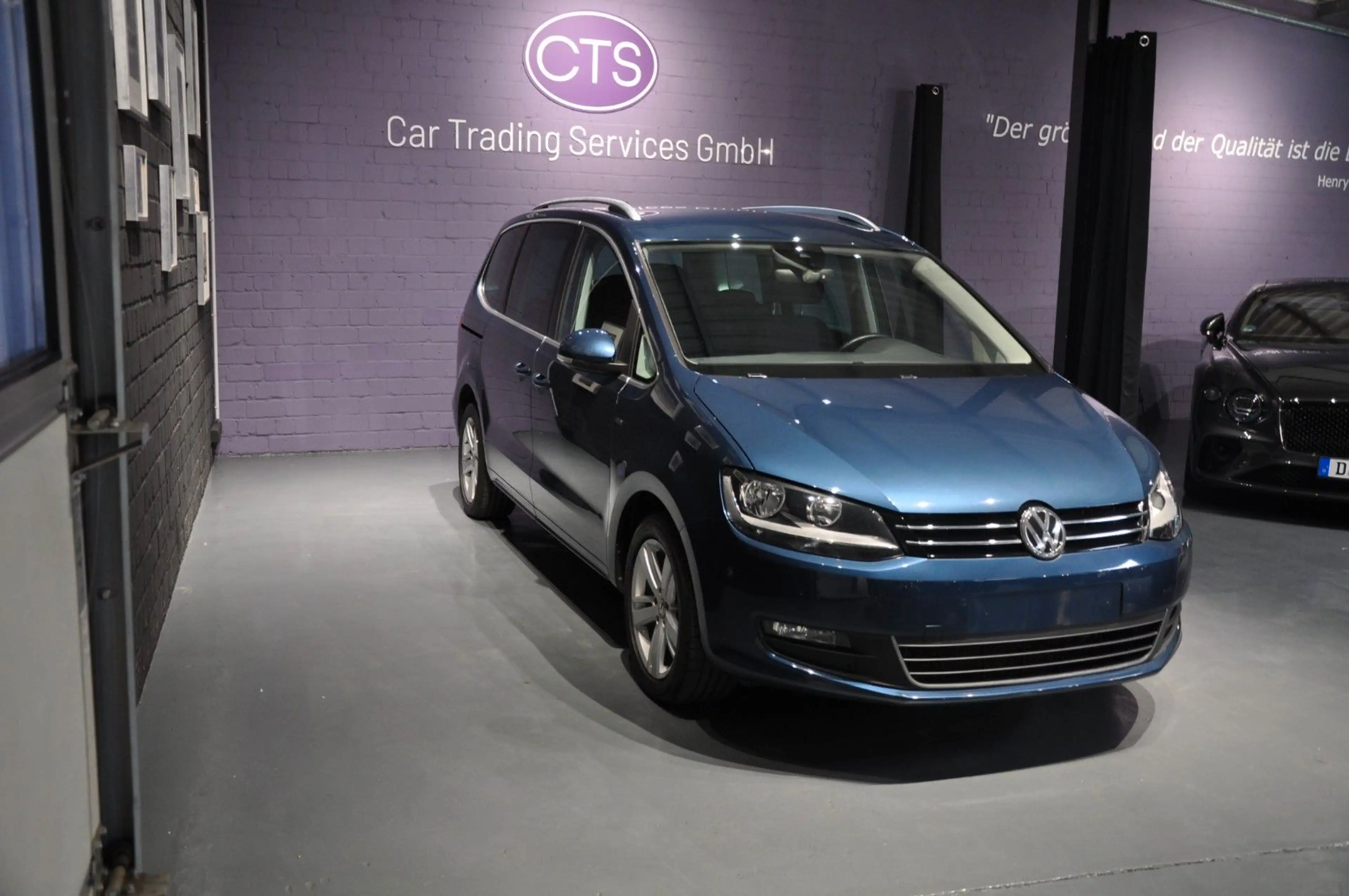 Volkswagen Sharan Ocean / 7 Sitzer / — photo 3