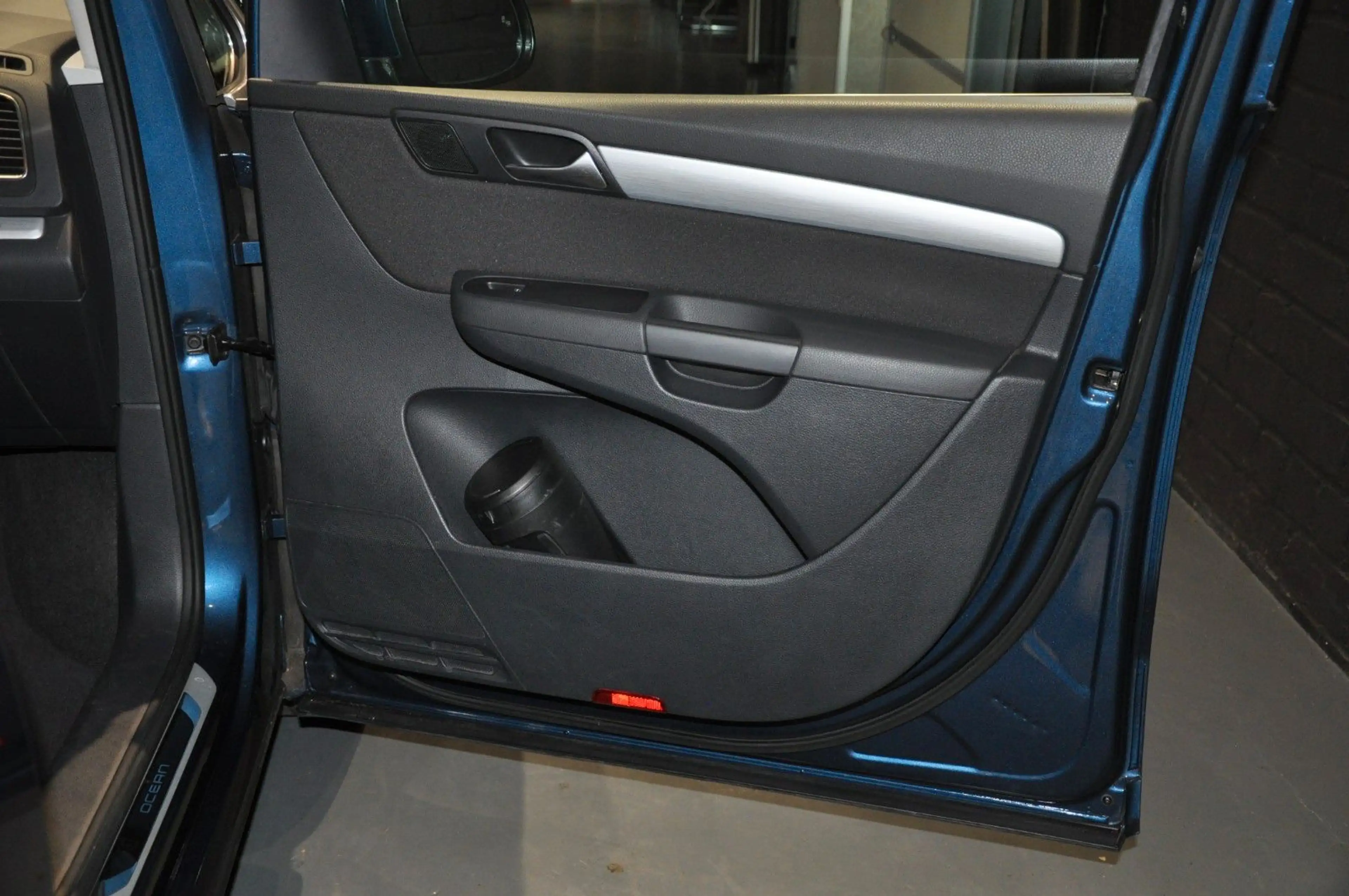 Volkswagen Sharan Ocean / 7 Sitzer / — photo 7