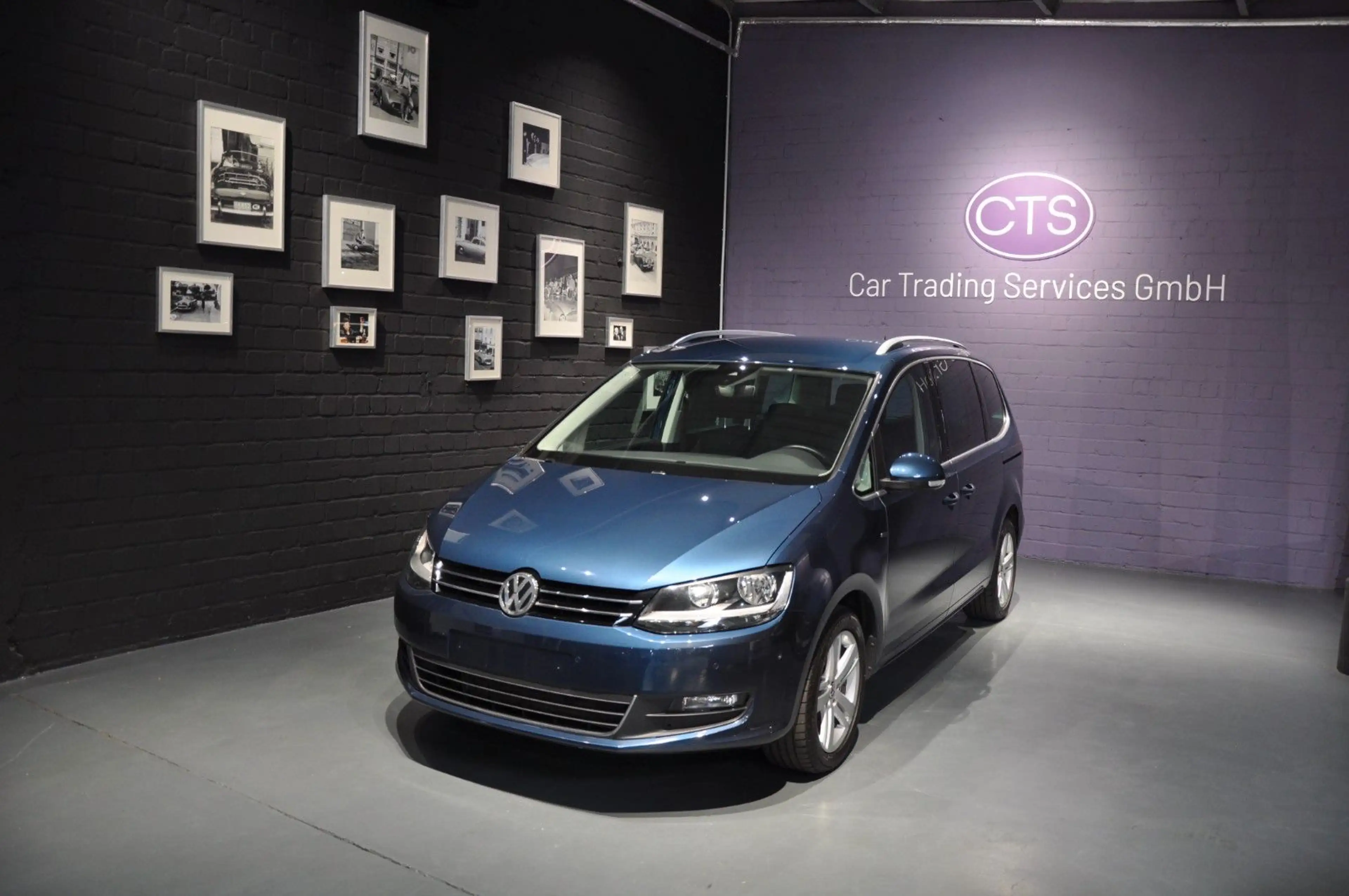 Volkswagen Sharan Ocean / 7 Sitzer / — photo 2