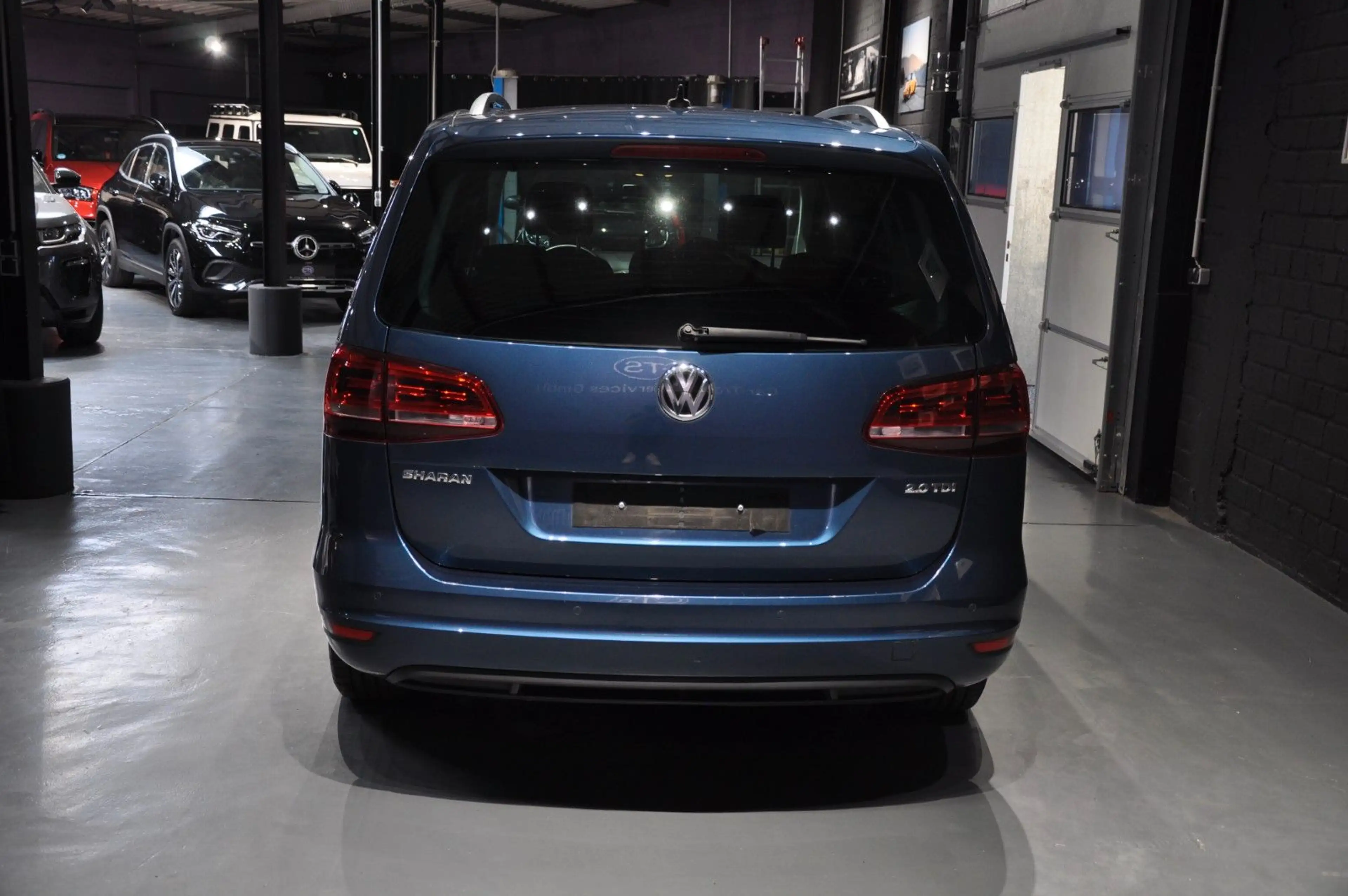 Volkswagen Sharan Ocean / 7 Sitzer / — photo 5