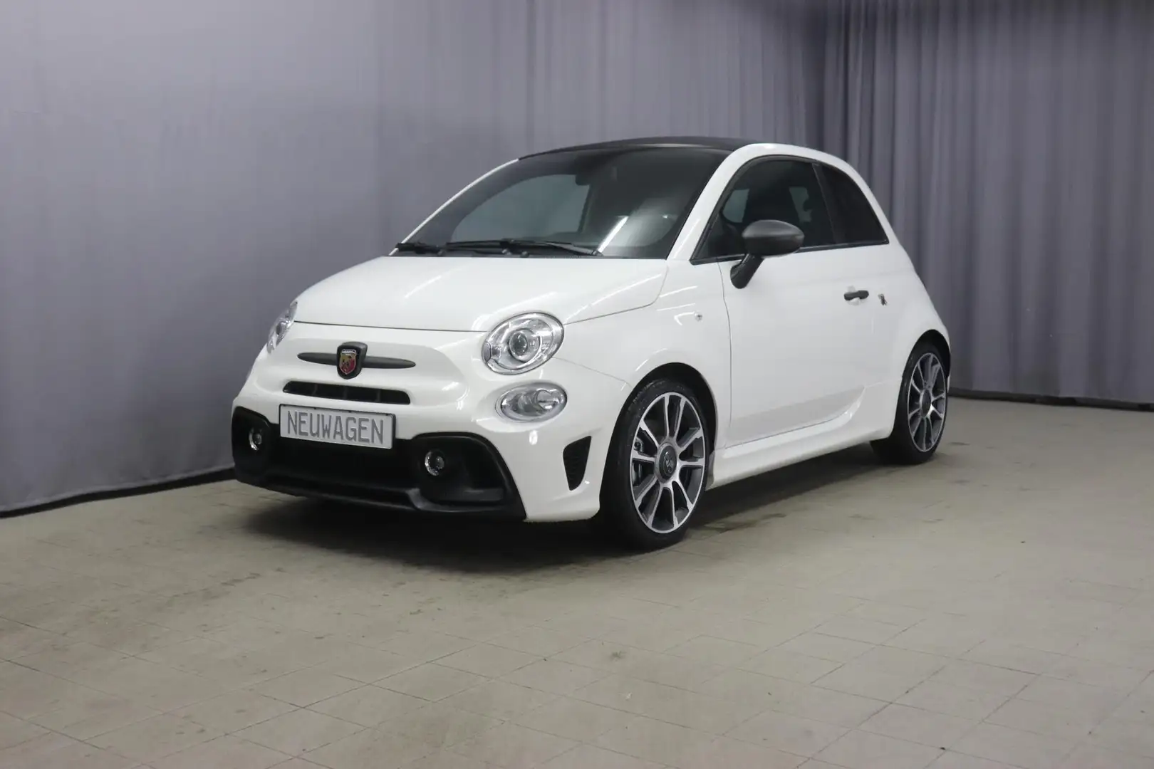 Abarth 595C Turismo 1.4 T-Jet 121 kW (165 PS), Verdeck Schw... Weiß - 1