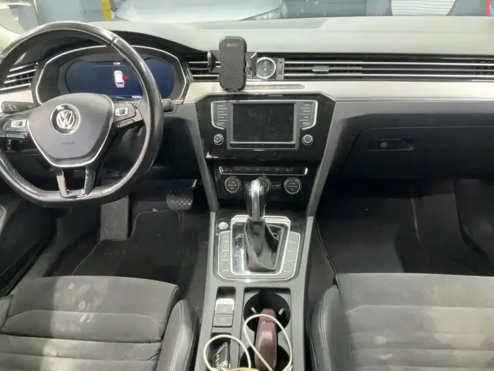 Volkswagen Passat Alltrack – Foto 11