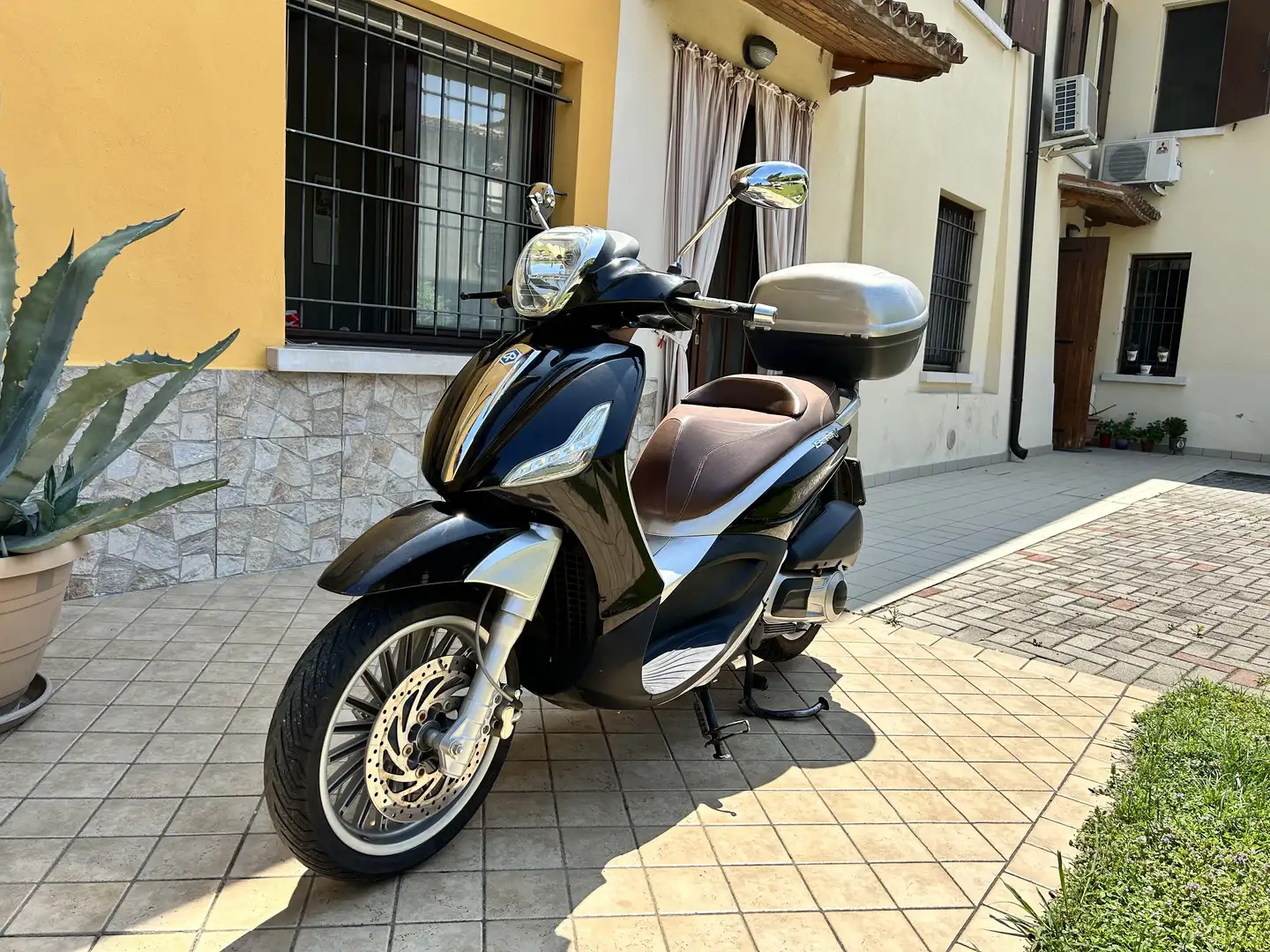 Piaggio Beverly 300 i.e. - 1