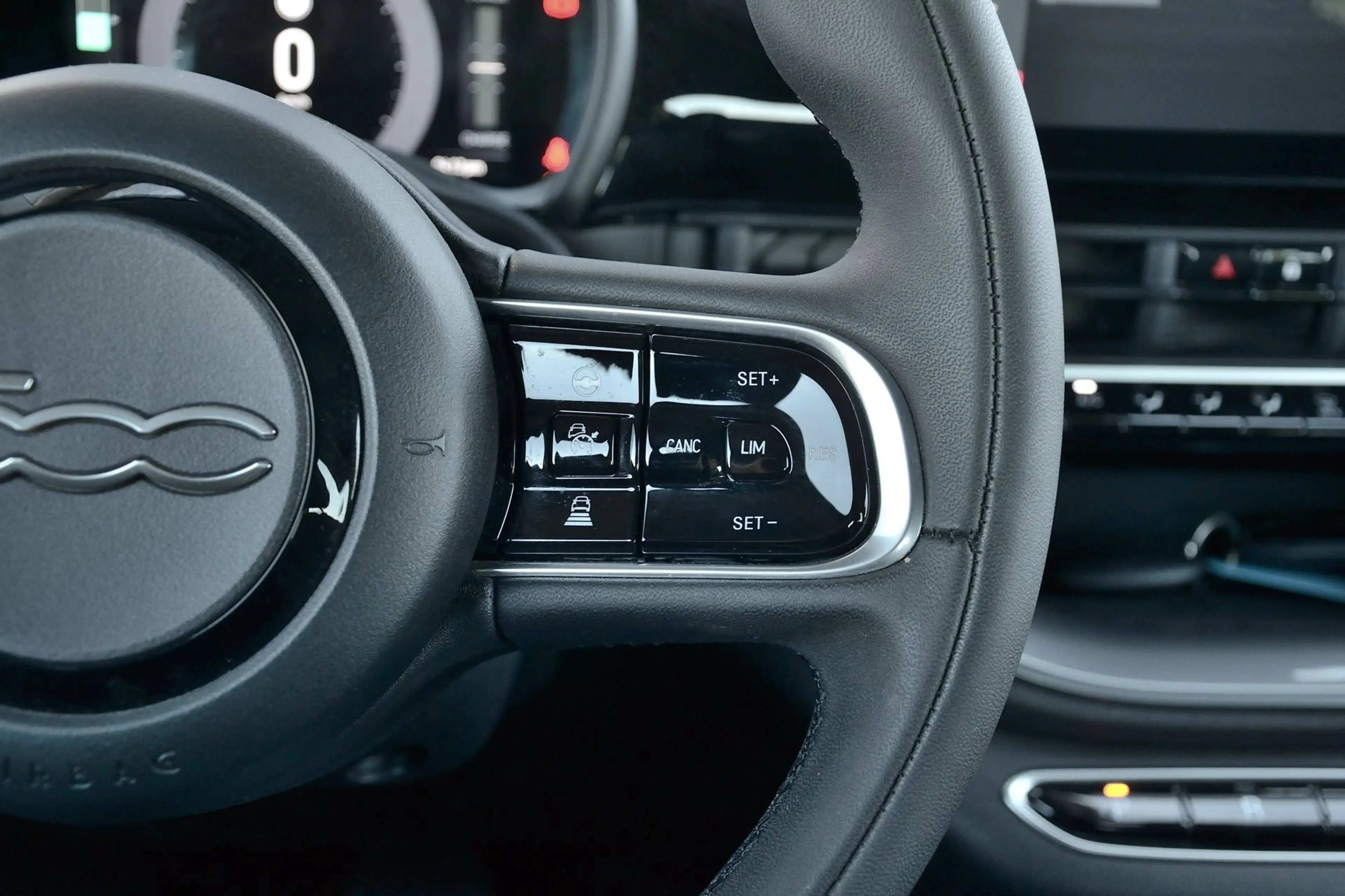 Fiat 500 42 kWh 118PK | Keyless | Stoelverwarming | Achteru — photo 21