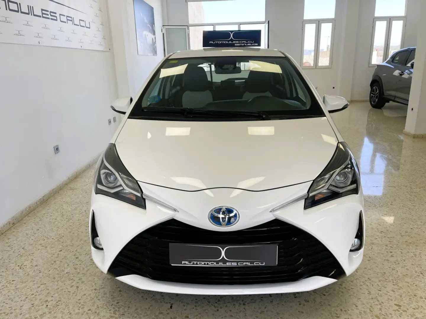 Toyota Yaris 100H 1.5 Active Blanco - 2