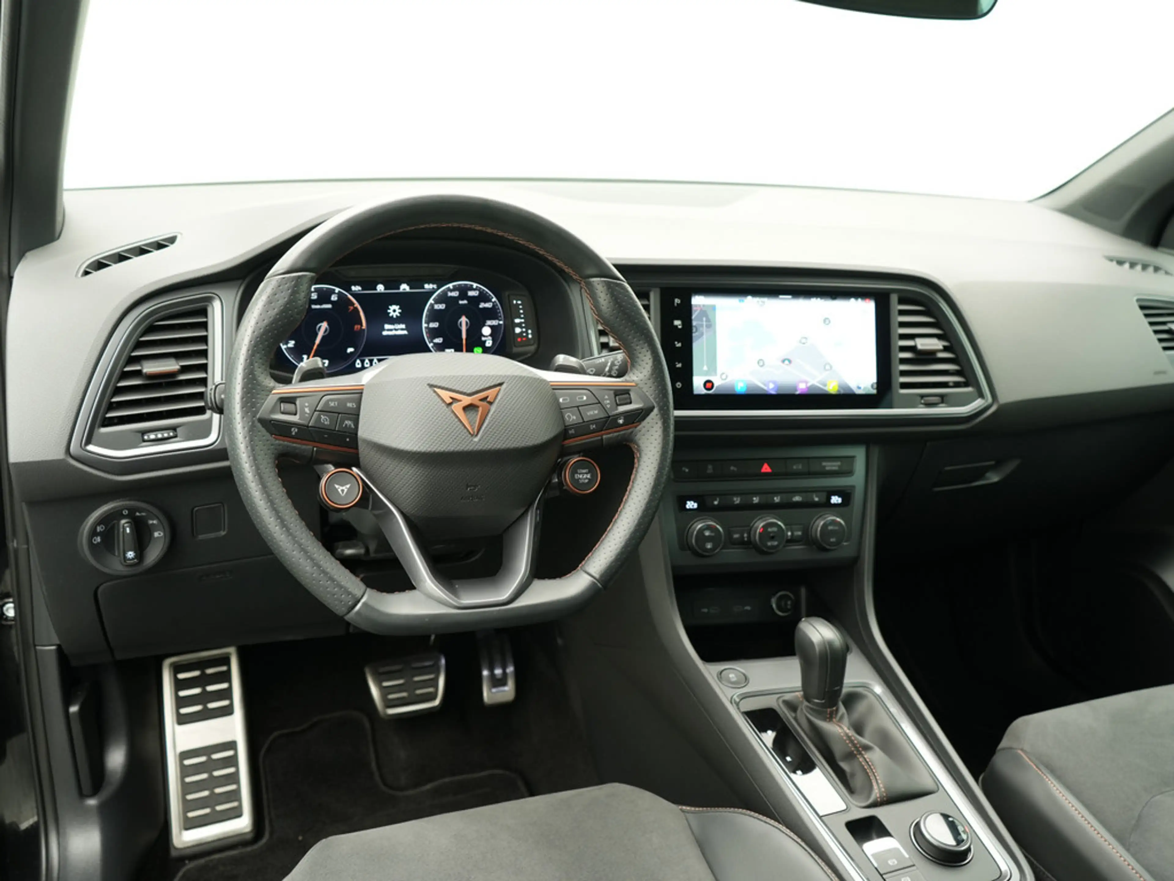 CUPRA Ateca DSG VIRT AHK ACC KAM NAVI SHZ PDC LED — photo 4