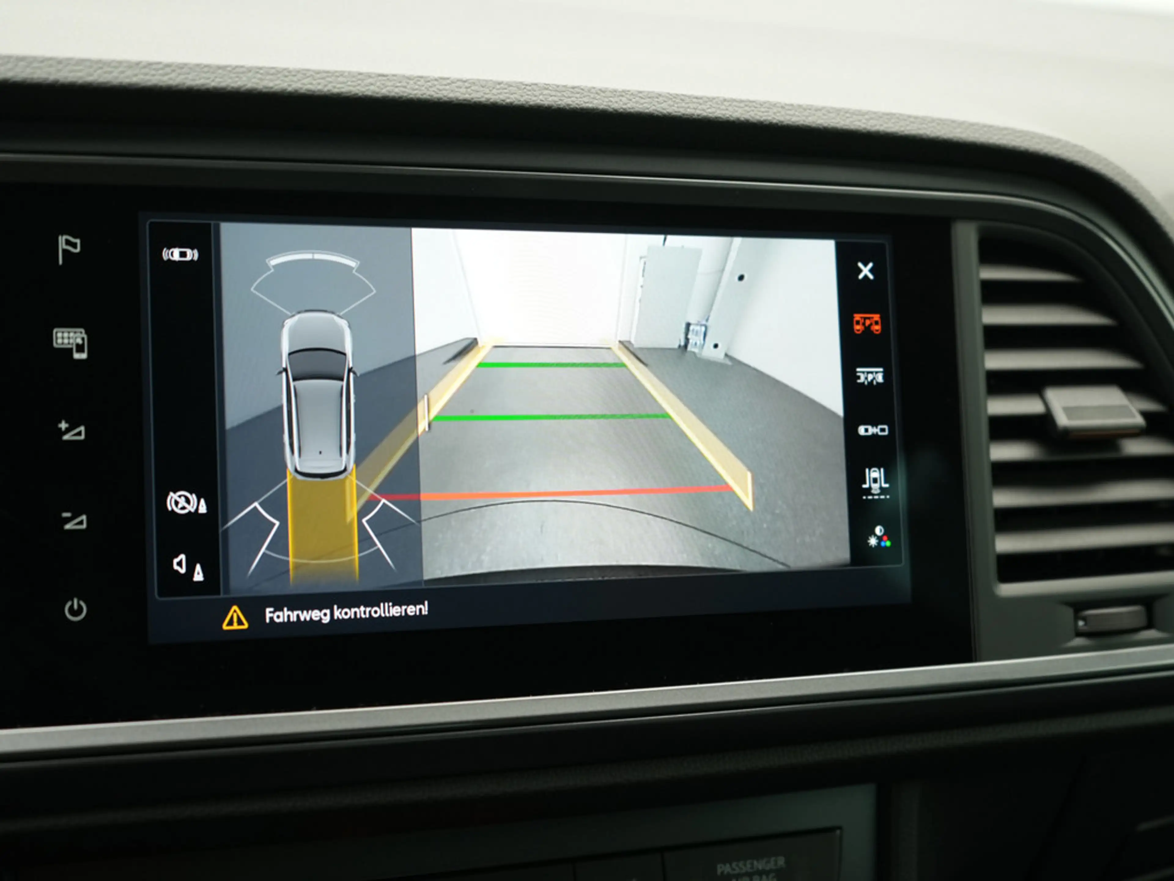 CUPRA Ateca DSG VIRT AHK ACC KAM NAVI SHZ PDC LED — photo 8