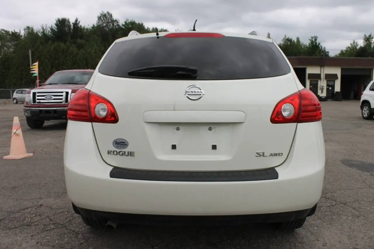 Nissan Rogue снимка Nissan Rogue