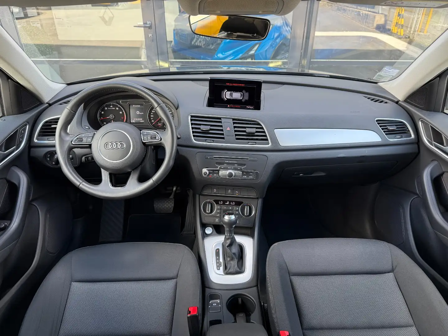 Audi Q3 Q3 1.4 TFSI COD 150 ch S tronic 6 S line Noir - 2