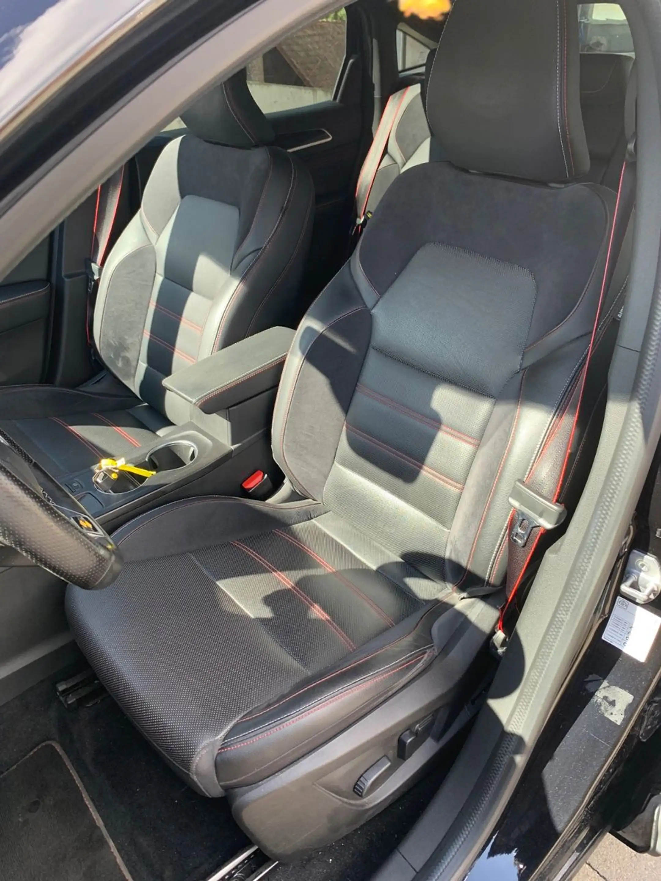Renault Arkana R.S. Line  E-TECH 145 — photo 6