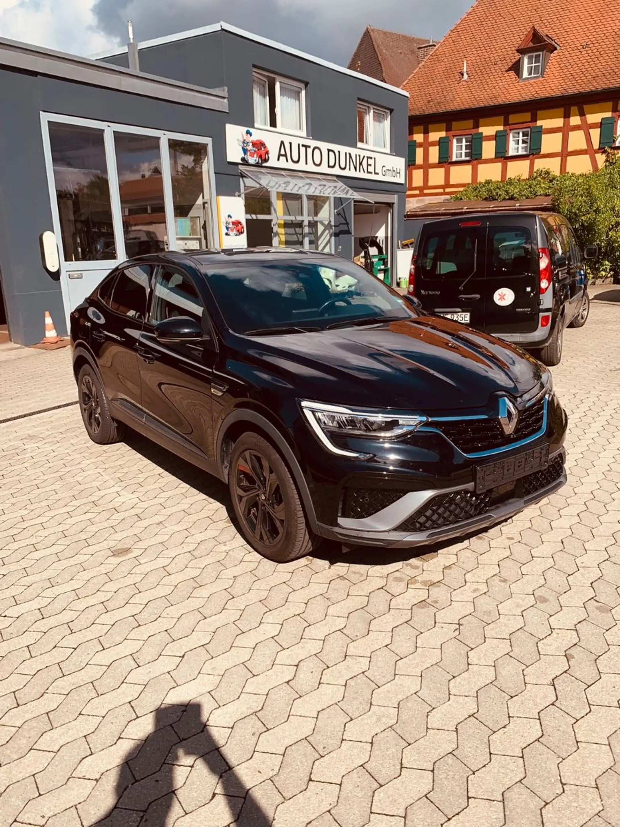 Renault Arkana R.S. Line  E-TECH 145 — photo 3
