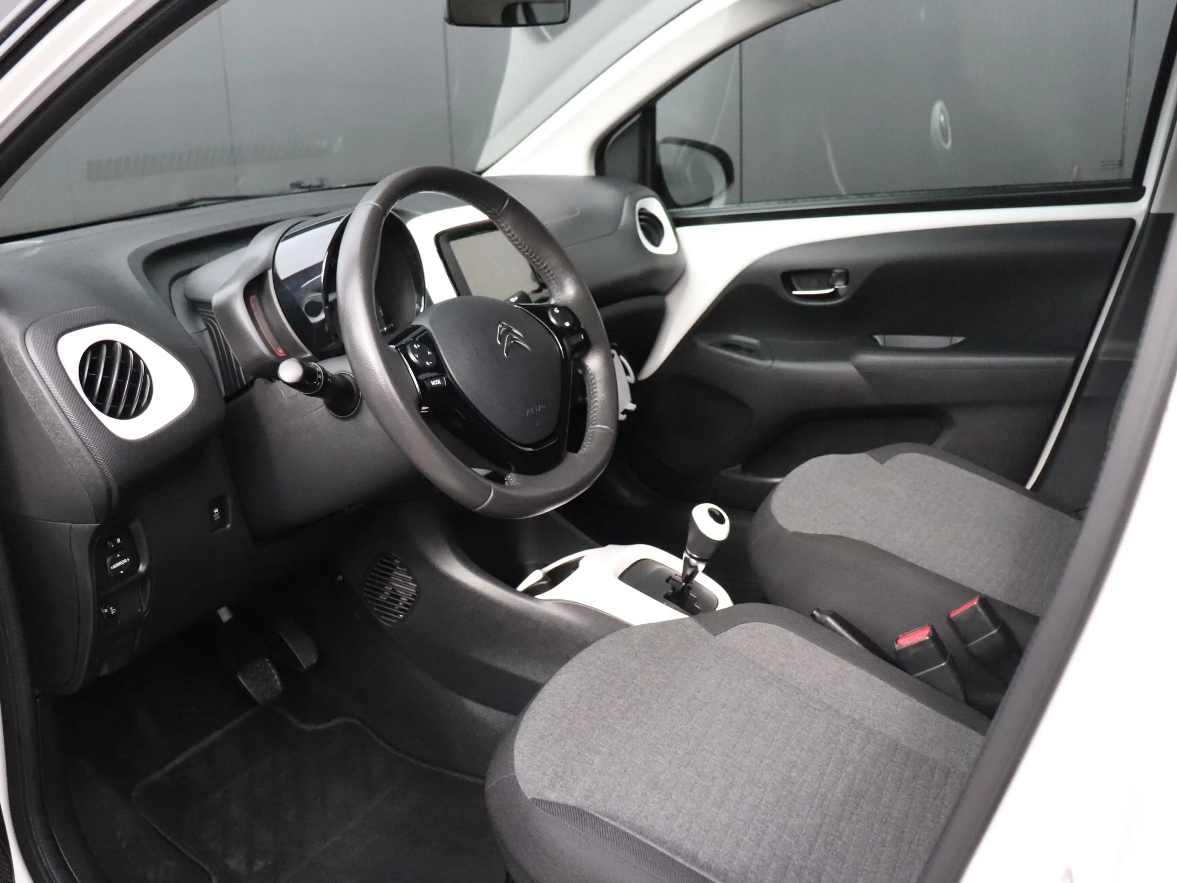 Citroen C1 1.0 VTi Shine | AUT. | 5 DRS. | CAMERA | AIRCO | — photo 9