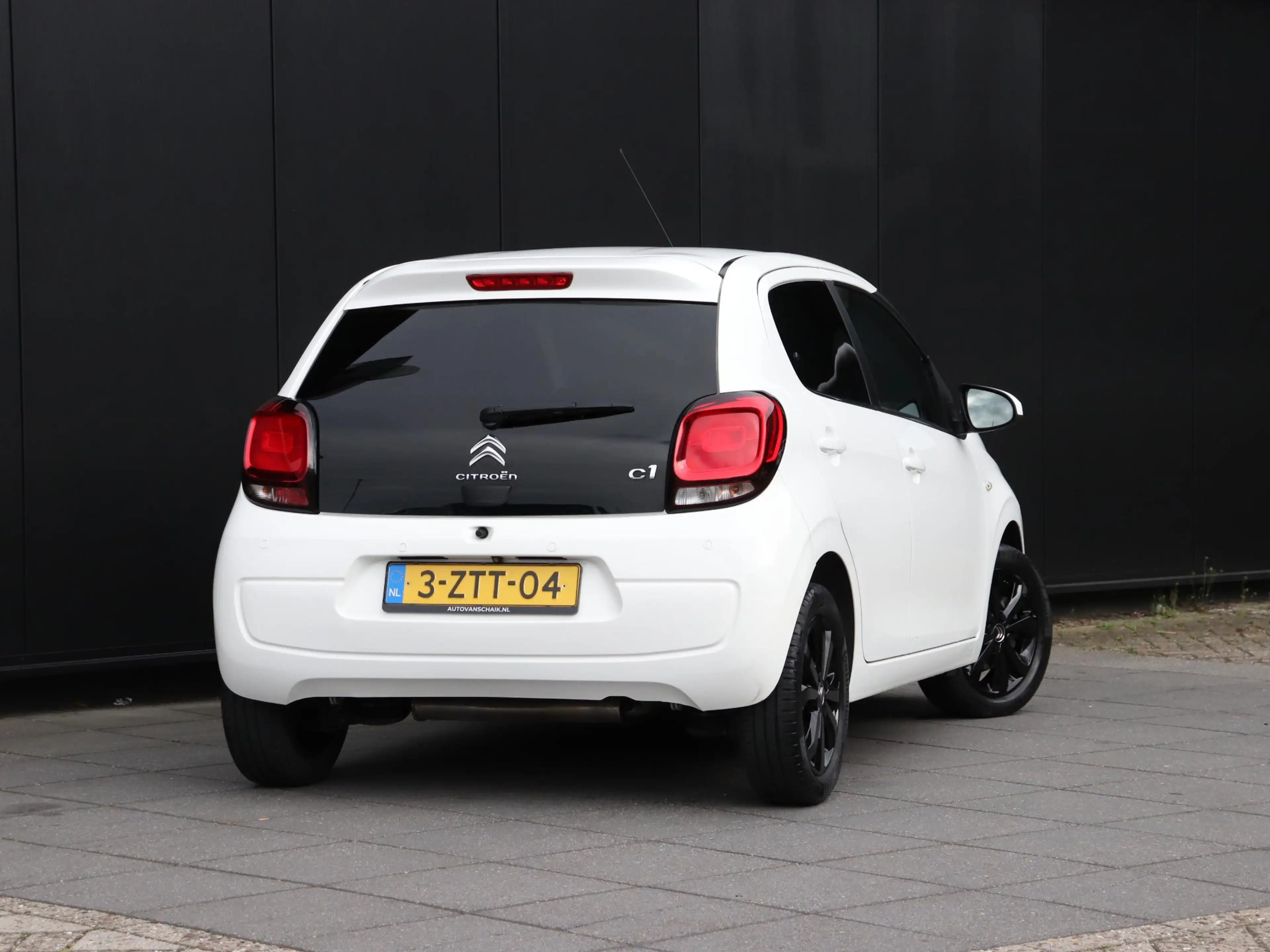 Citroen C1 1.0 VTi Shine | AUT. | 5 DRS. | CAMERA | AIRCO | — photo 3
