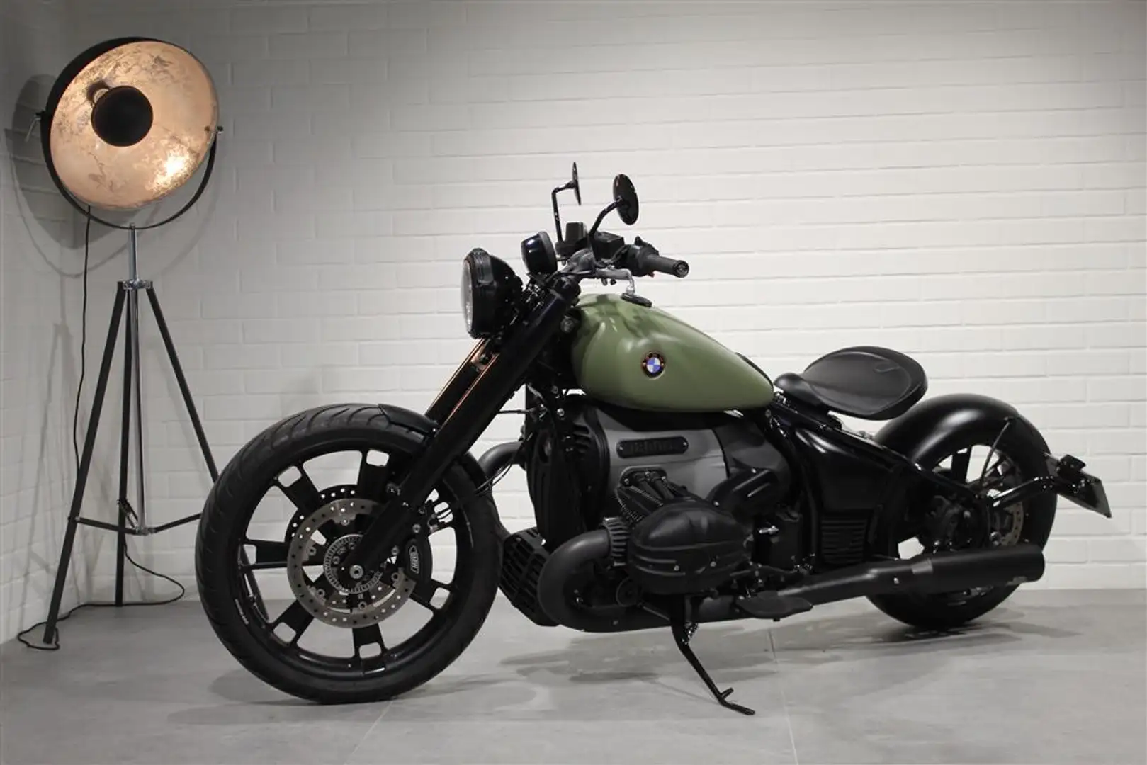 BMW R 18 0 Zwart - 1