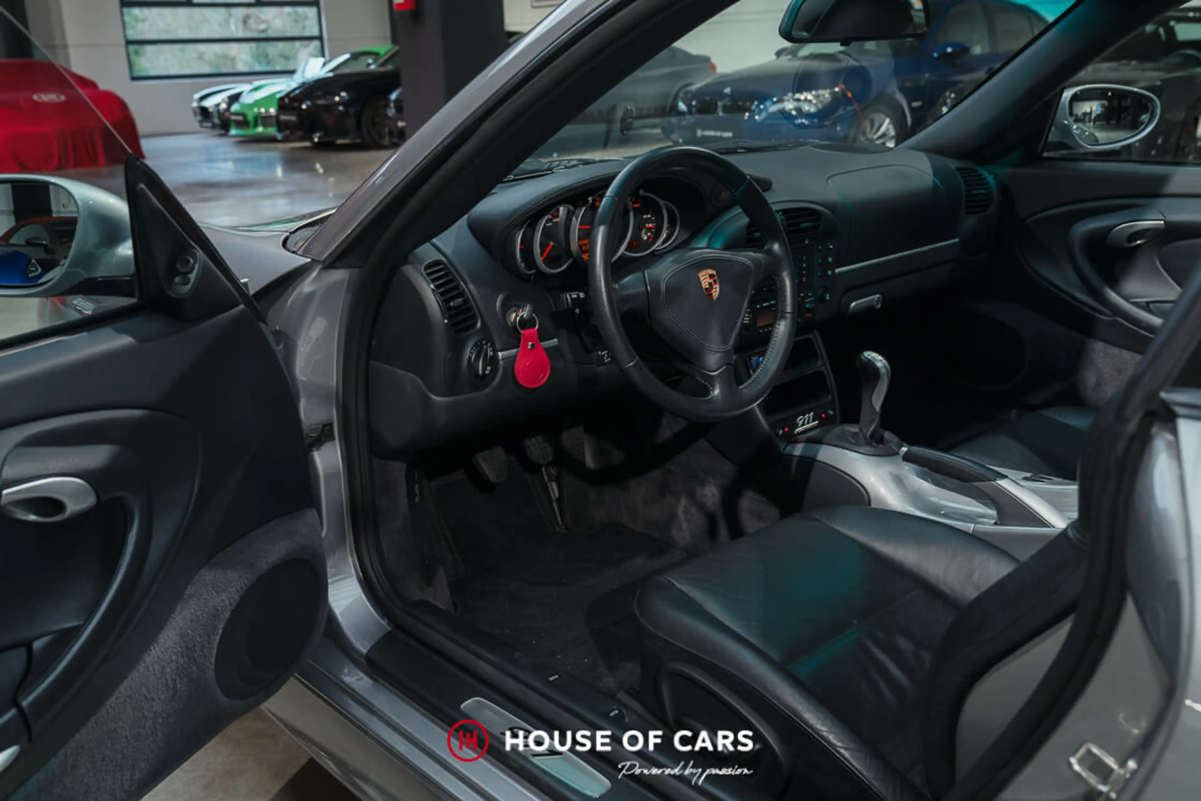 Porsche 996 .2 Carrera Coupe « 40 Jahre » 2004 – 1st paint — photo 15